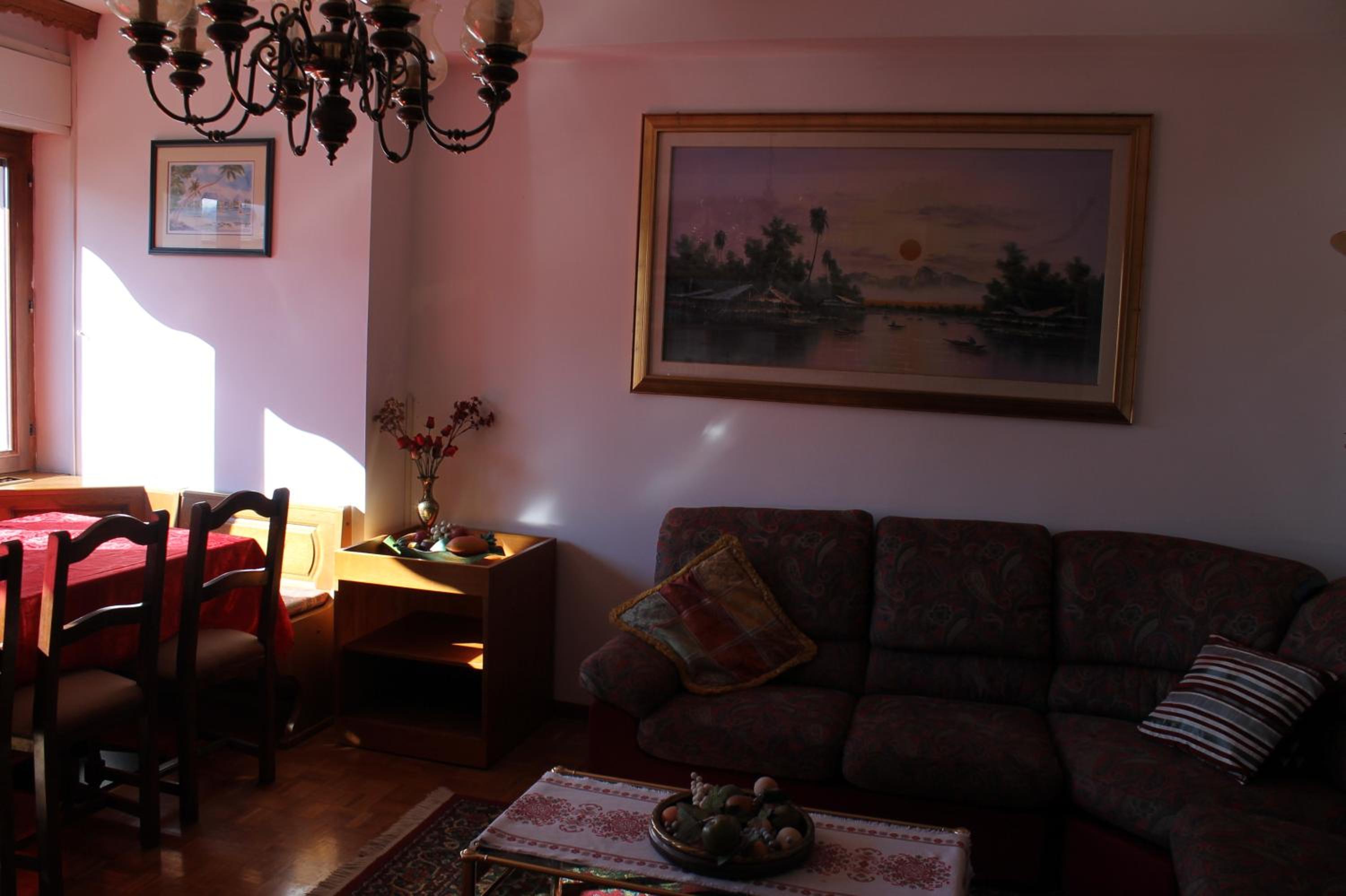 Apartment photo 1
