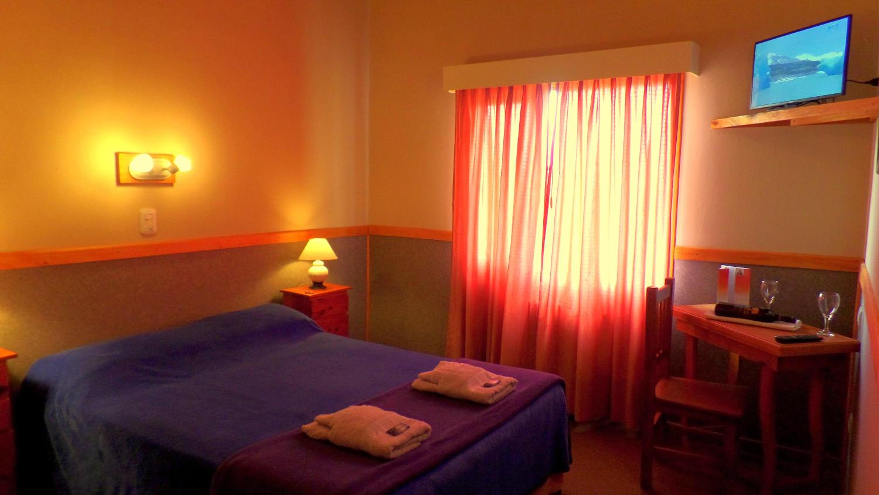 Double Room with Private Bathroom photo 3