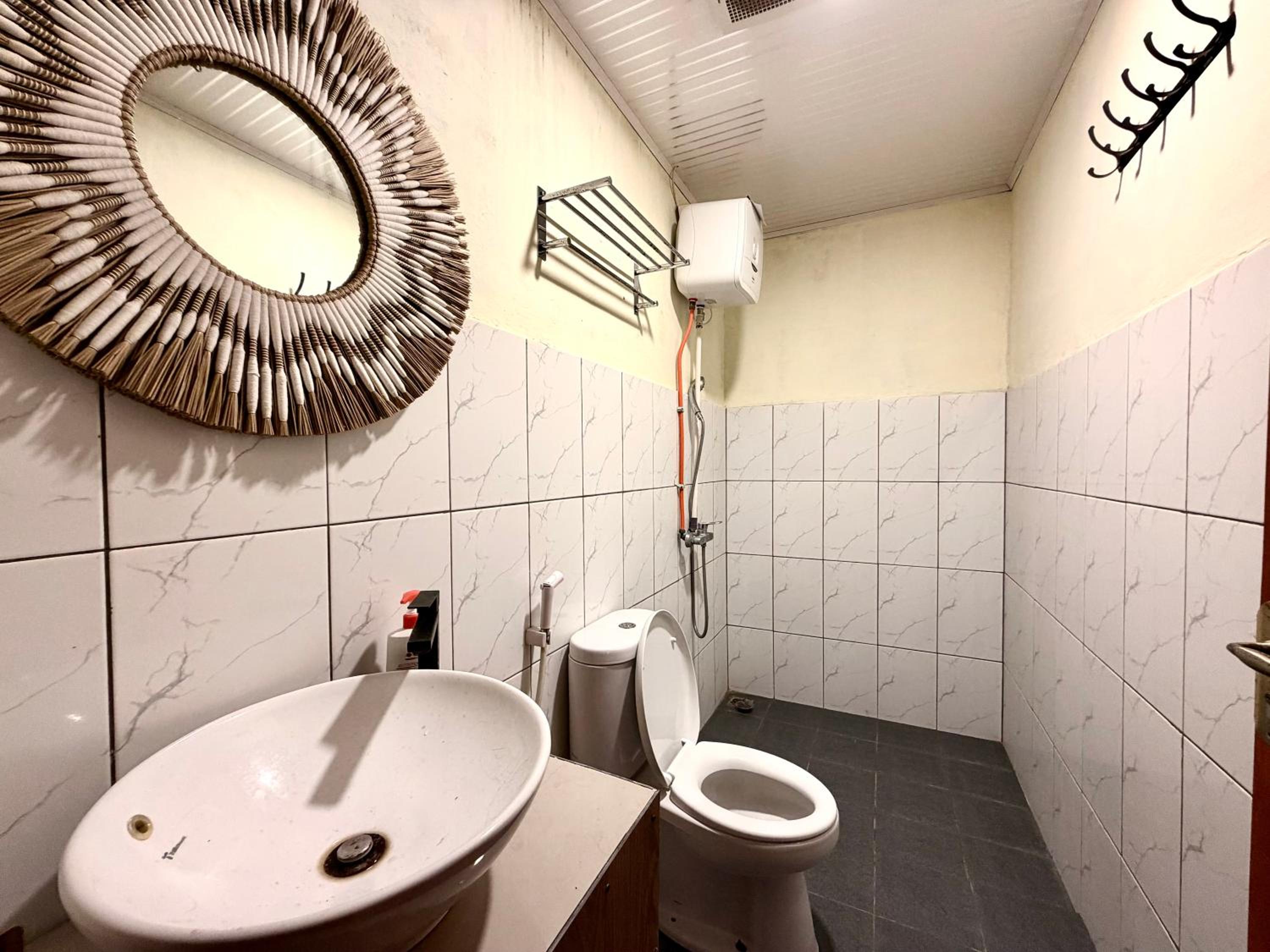 Deluxe Studio