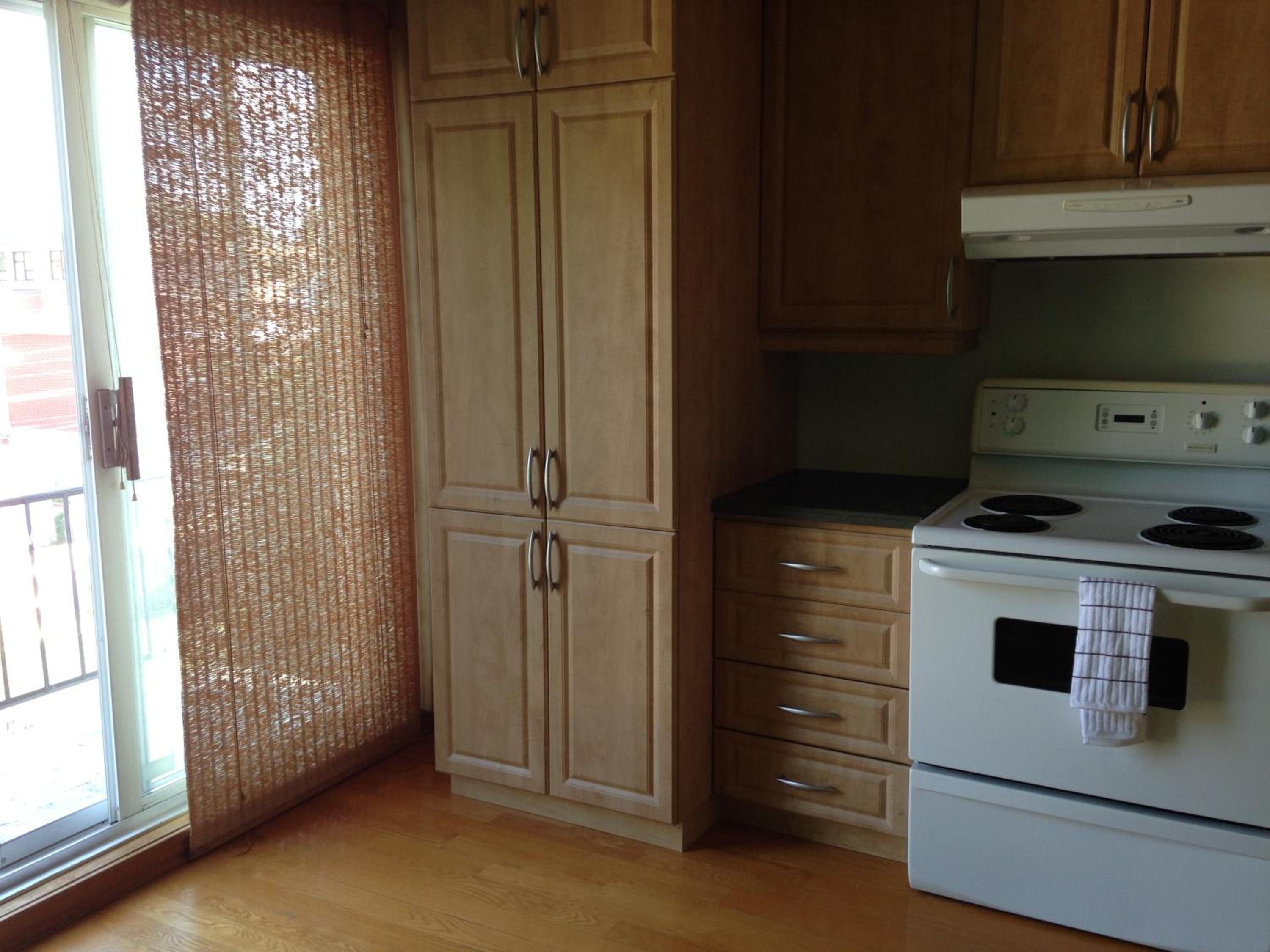 Apartment with Balcony photo 2
