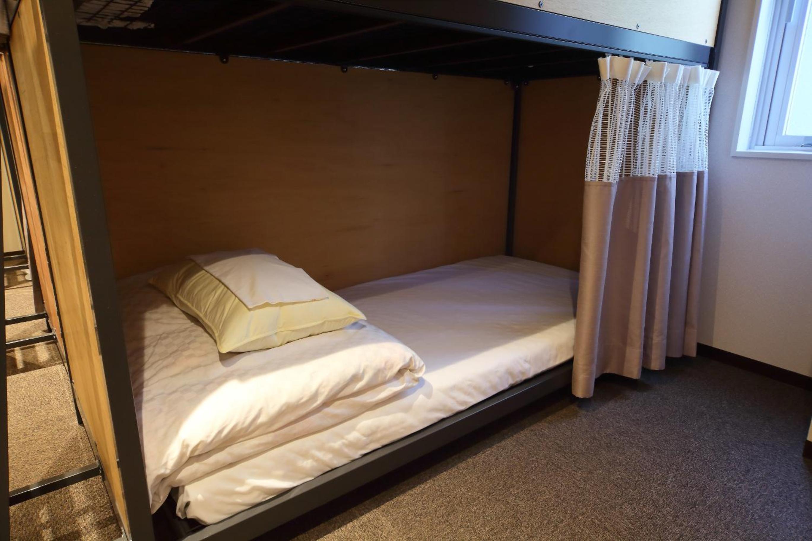 Bunk Bed in Mixed Dormitory Room