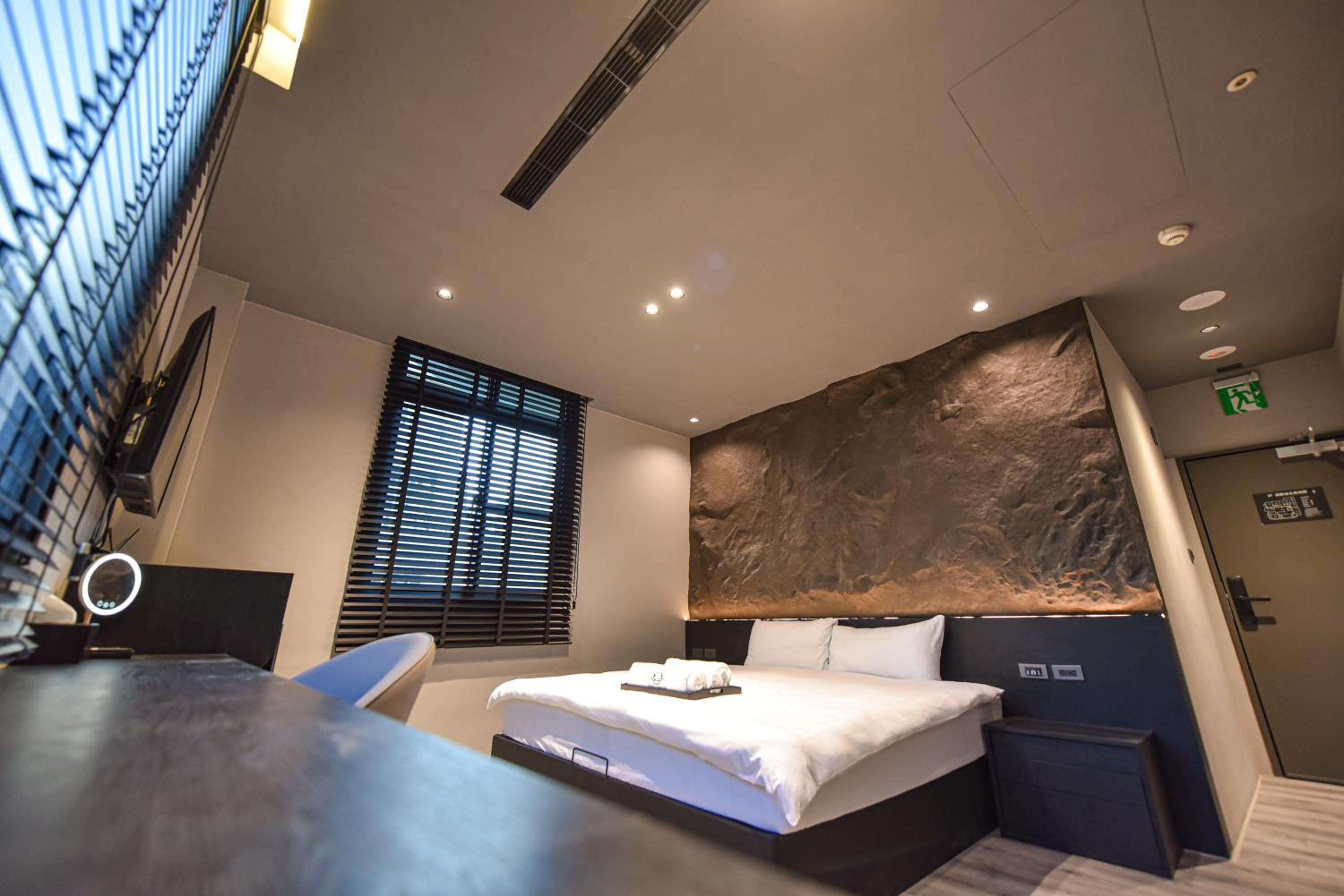 Superior Queen Room photo 1