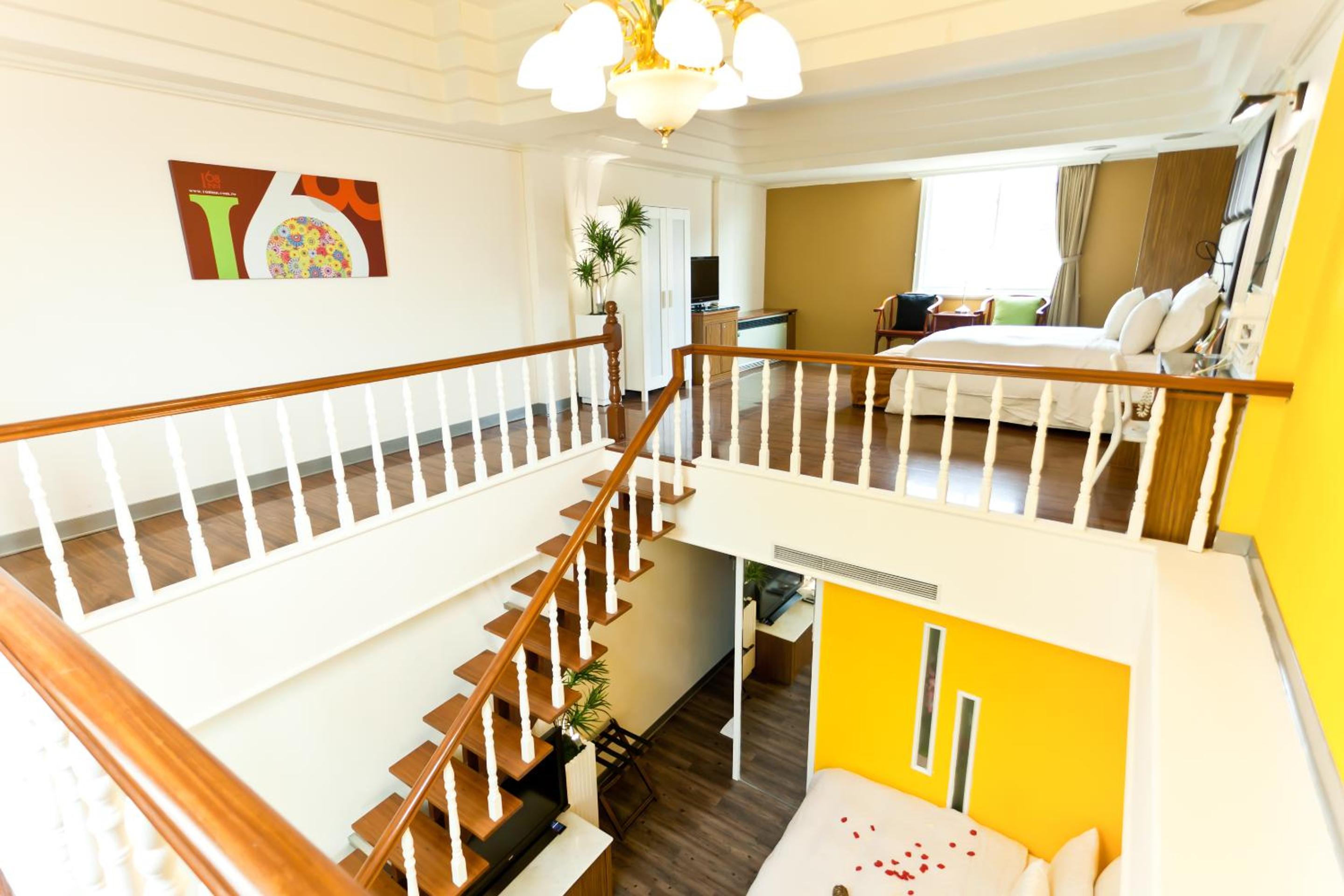 Duplex Room (6 Adults) photo 1