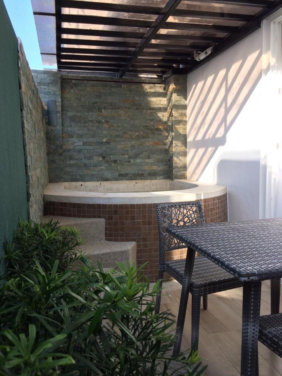 Garden Suite Atrium Wing photo 3