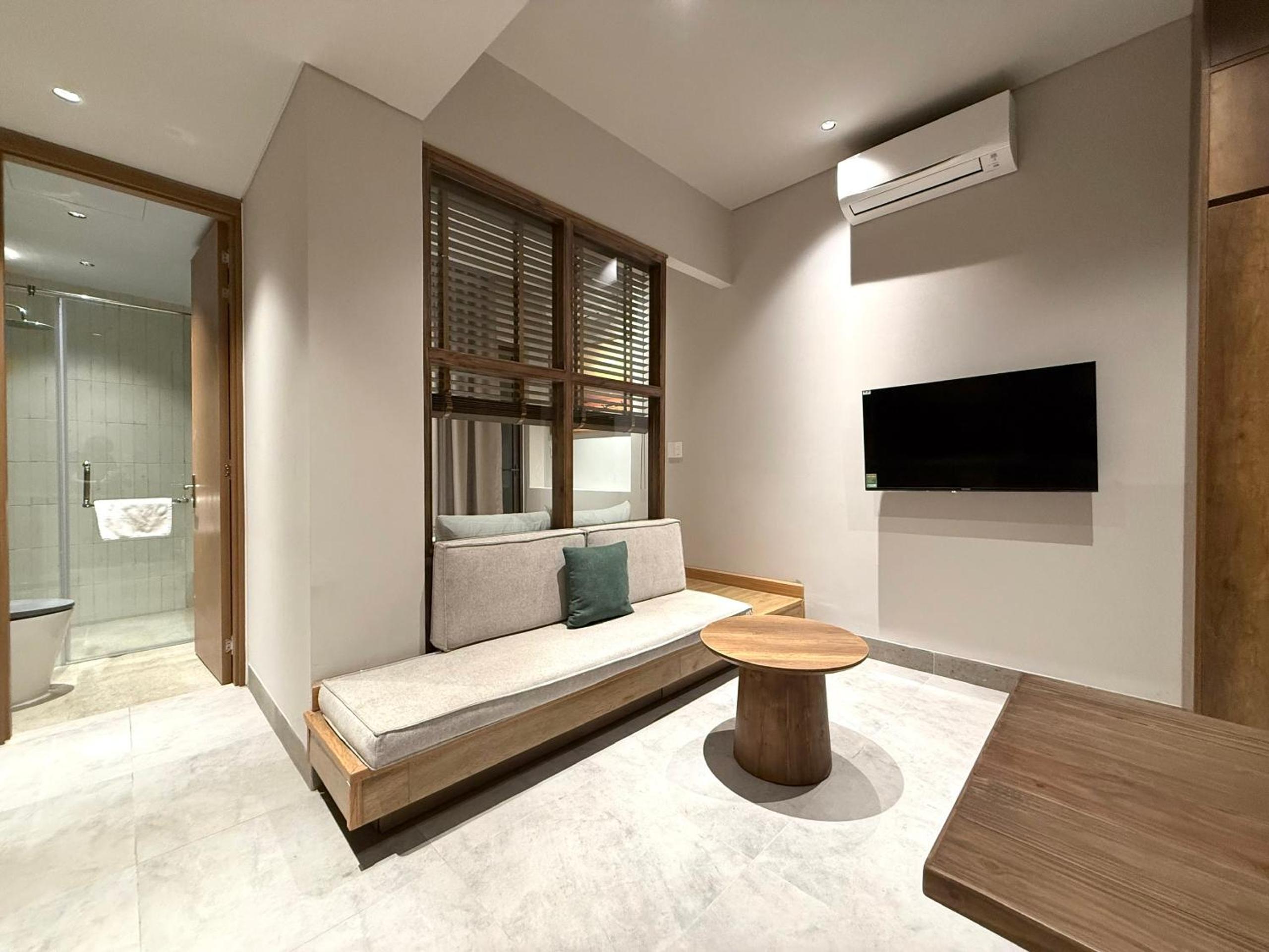 Apartment - Ground Floor photo 3