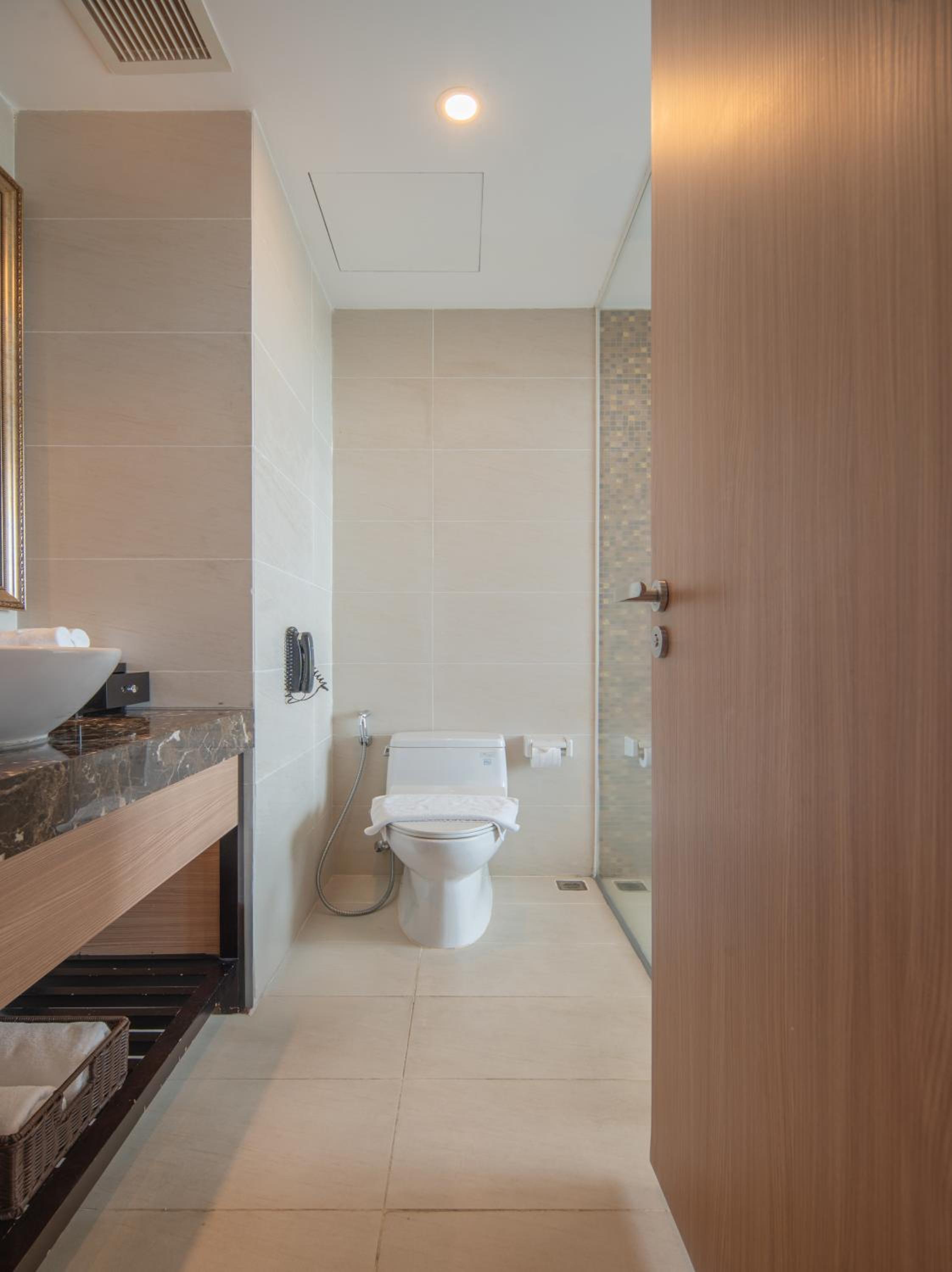 Superior Twin Room with Sea View - Photo 5