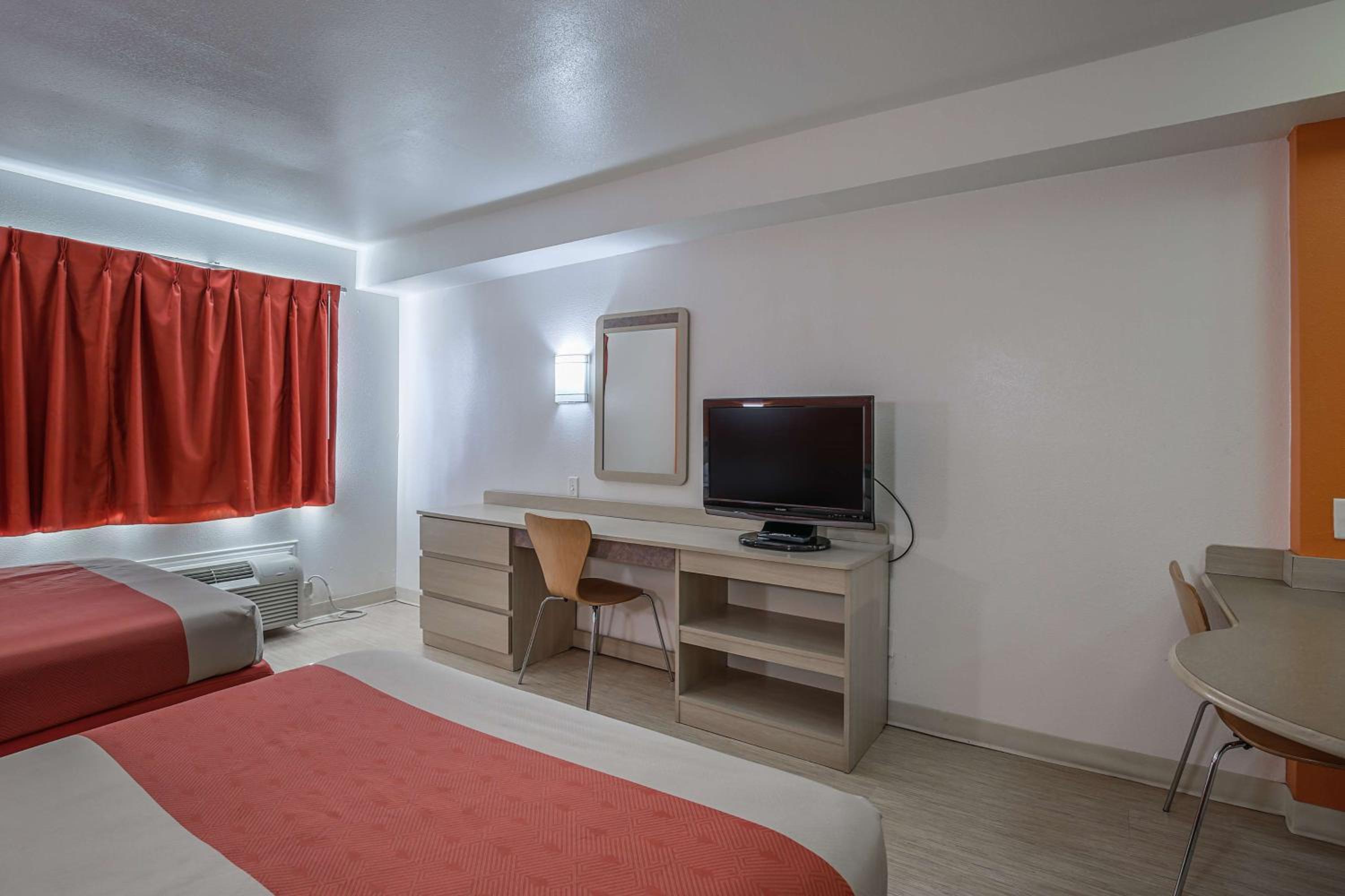 Queen Room with Two Queen Beds - Disability Access - Non-Smoking photo 1