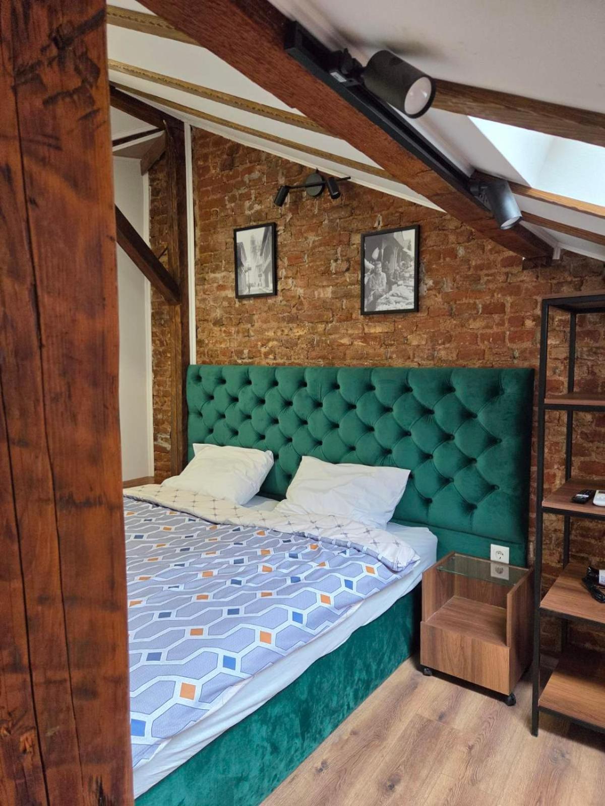 Double or Twin Room with Balcony photo 1