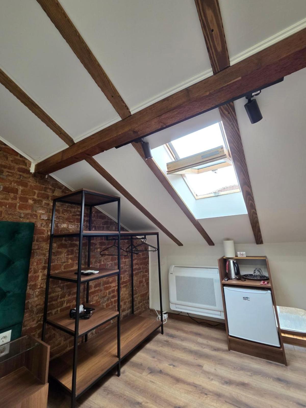 Double or Twin Room with Balcony photo 3