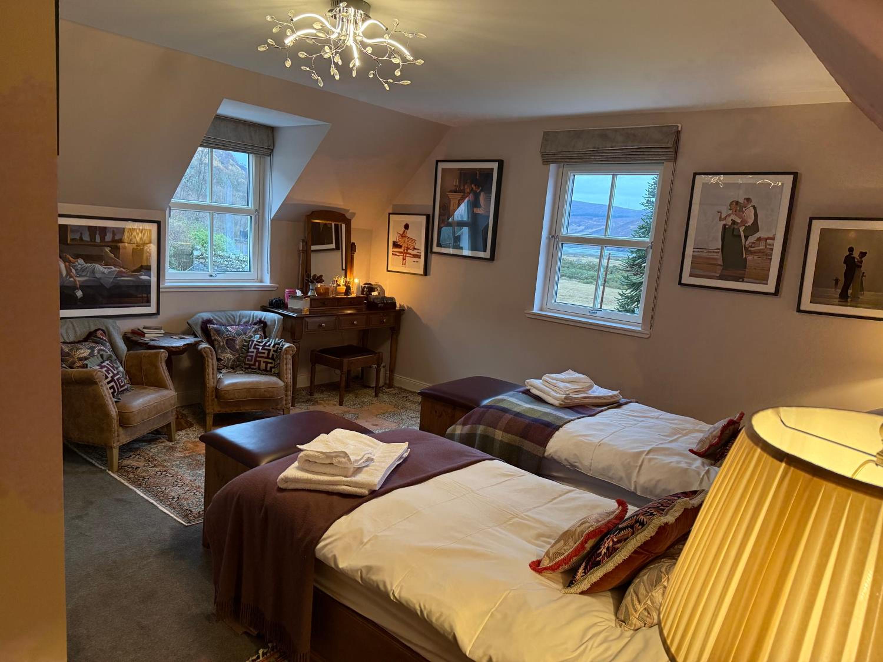 Deluxe Twin Room