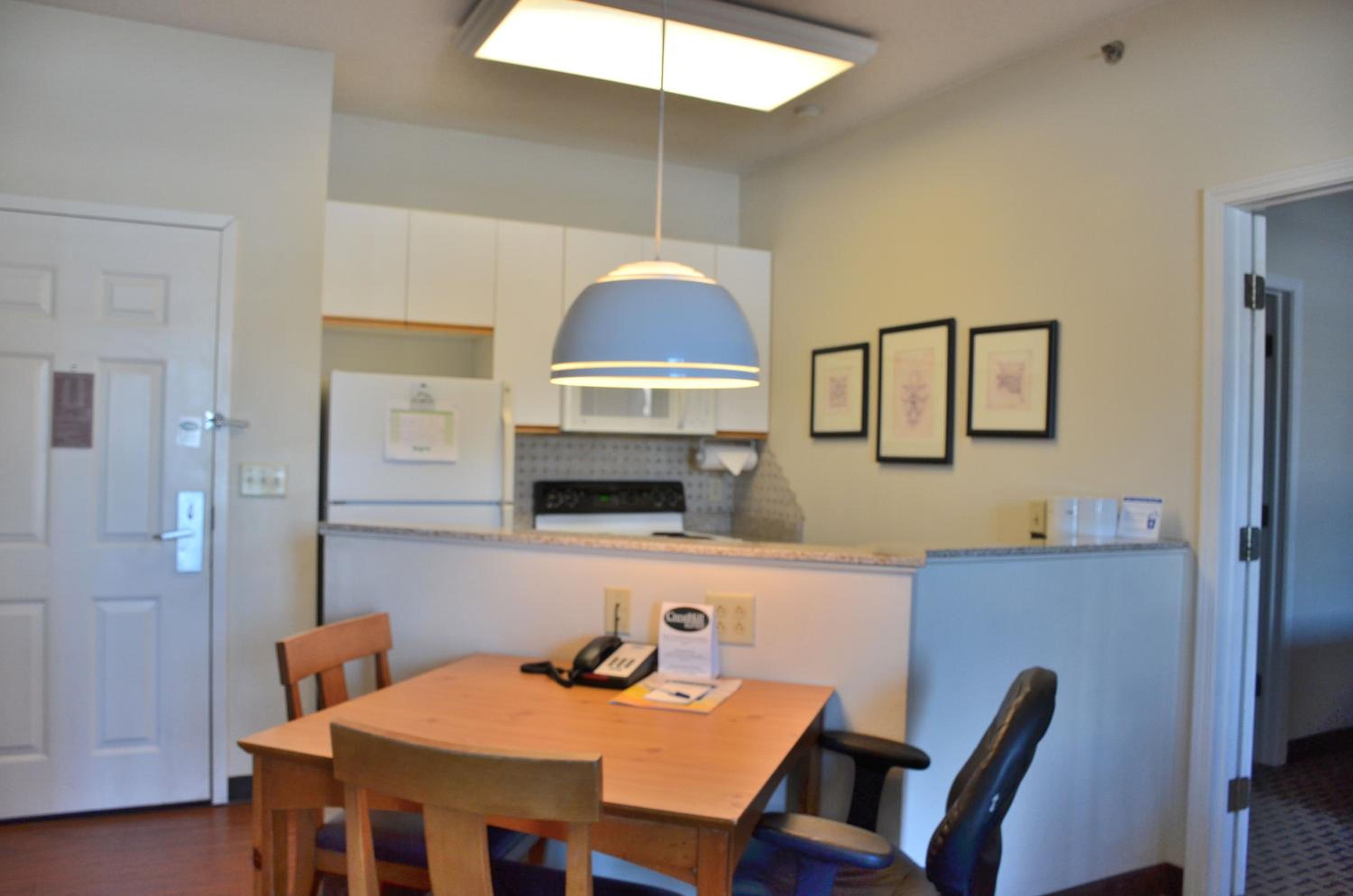 Two-Bedroom Suite - Disability Access - Photo 1