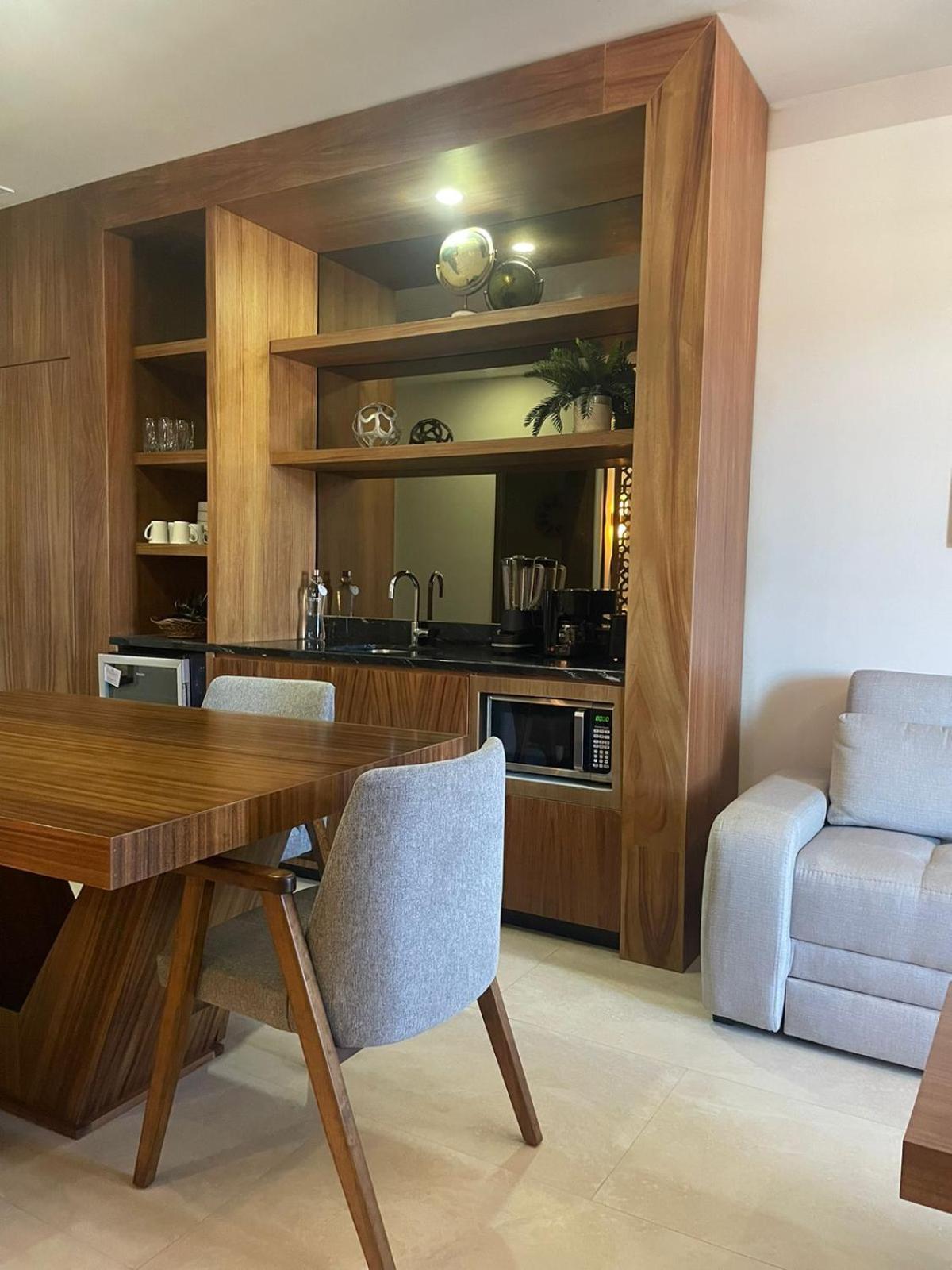 Deluxe Suite with Spa Bath