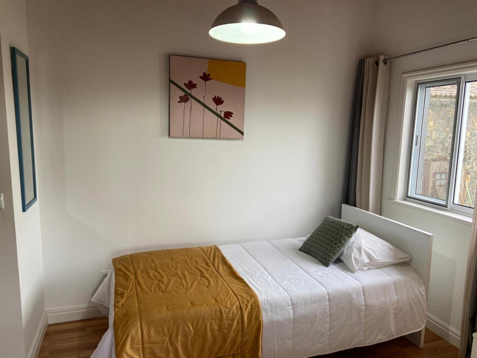 Two-Bedroom House - Photo 12
