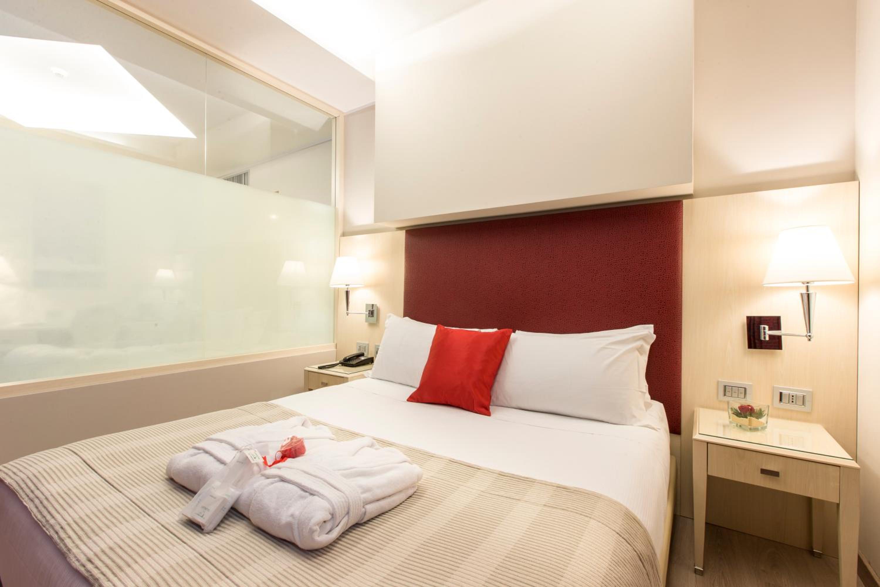 Classic Double Room  - Photo 15