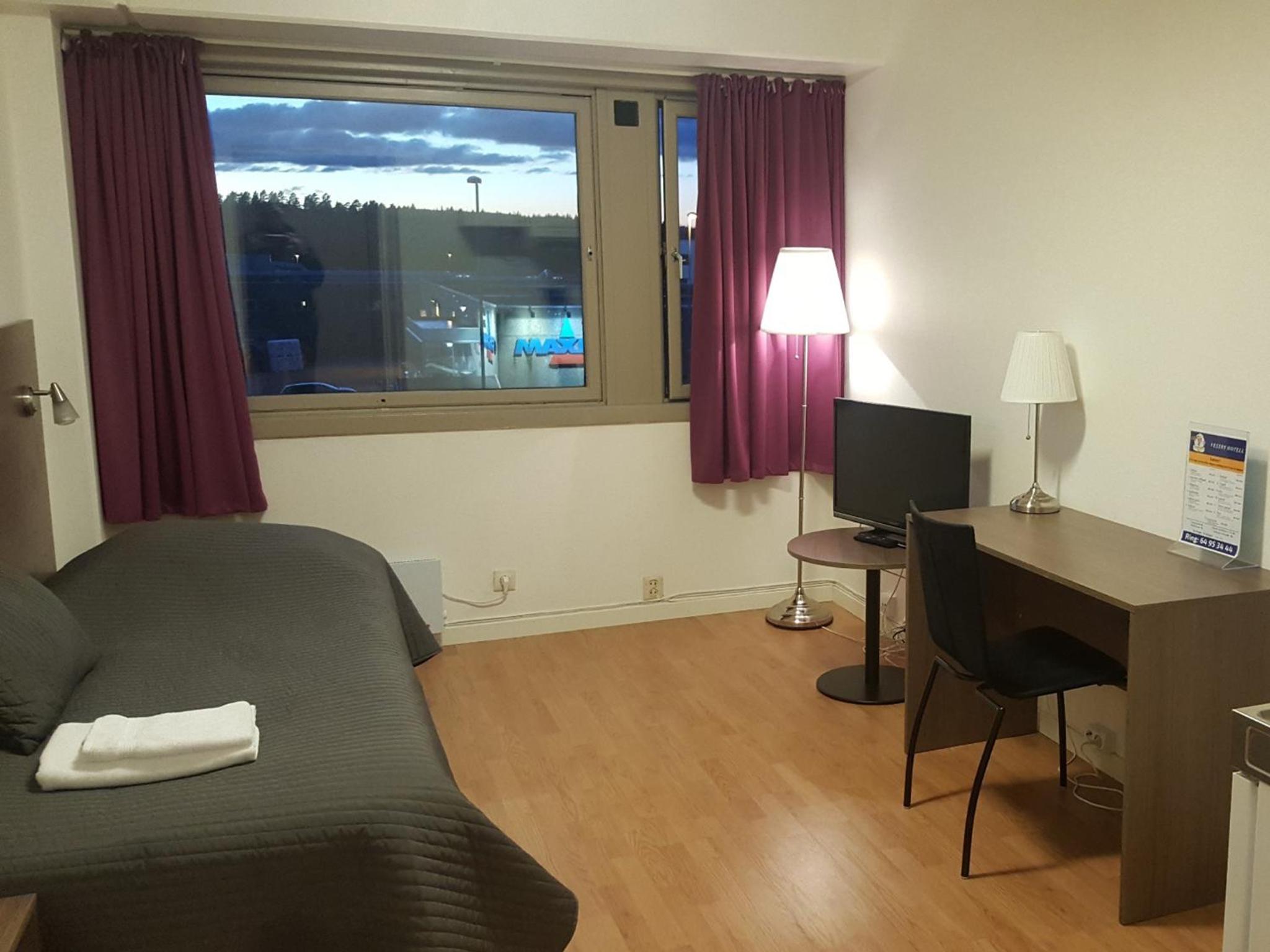 Single Room photo 2