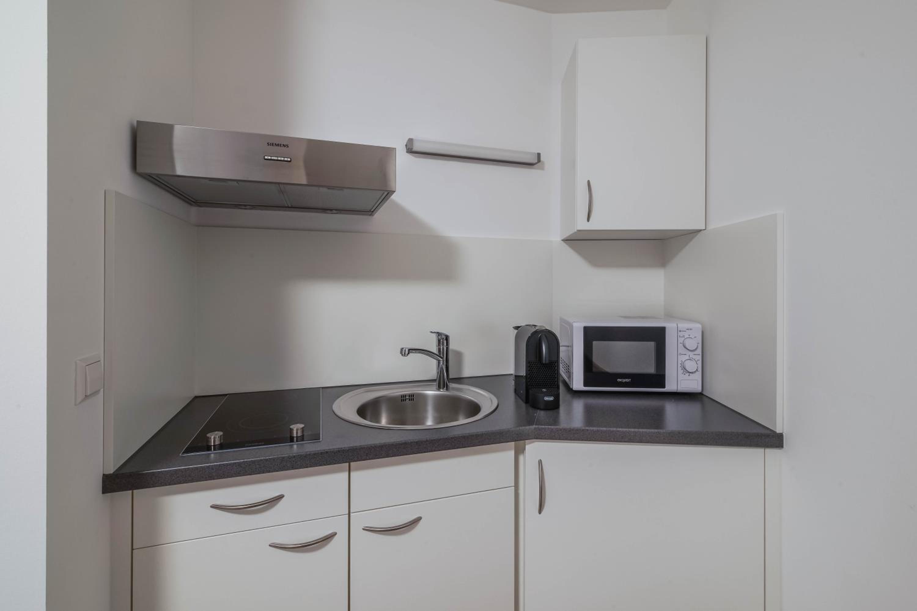 Apartment photo 3
