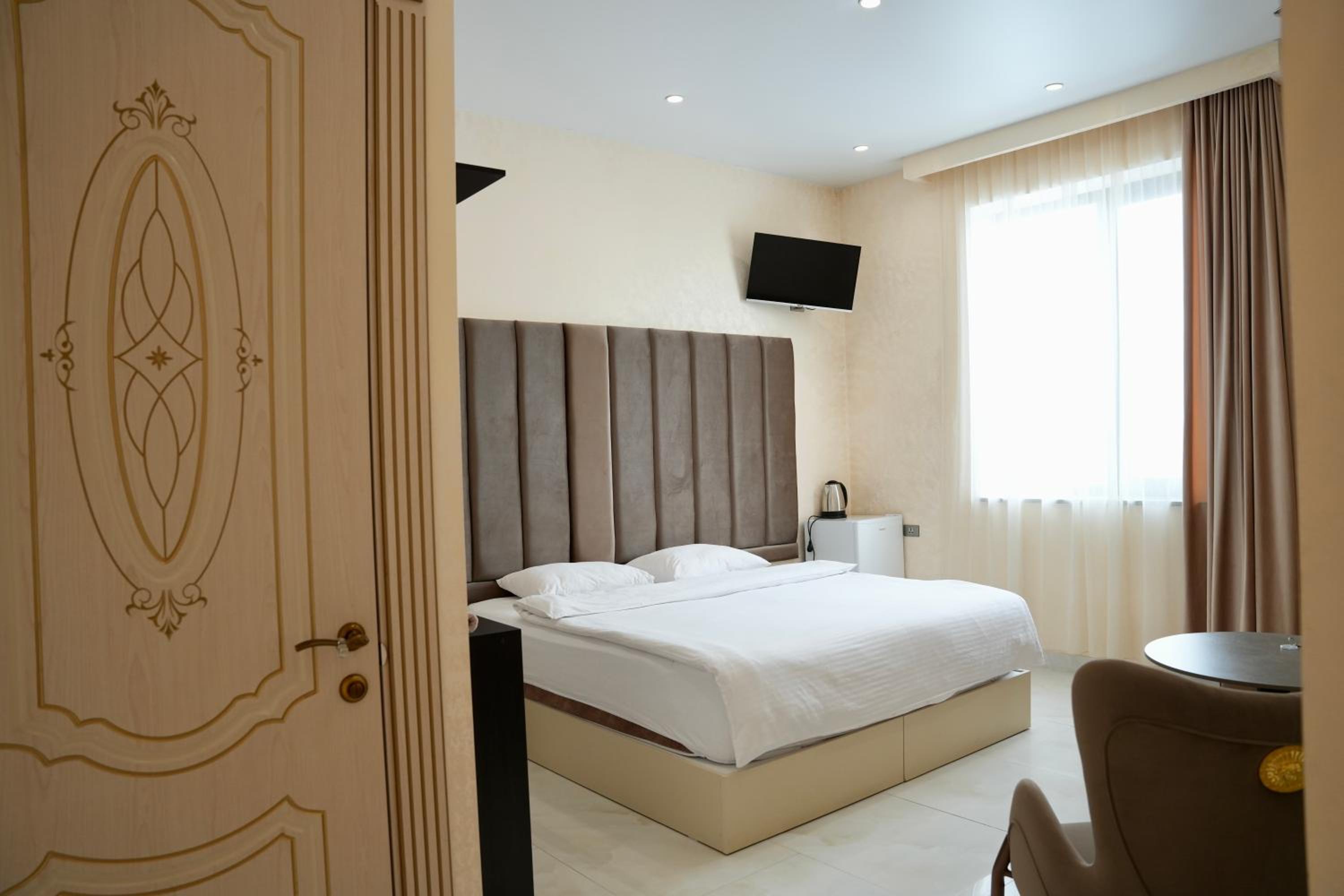 Superior Double or Twin Room photo 2