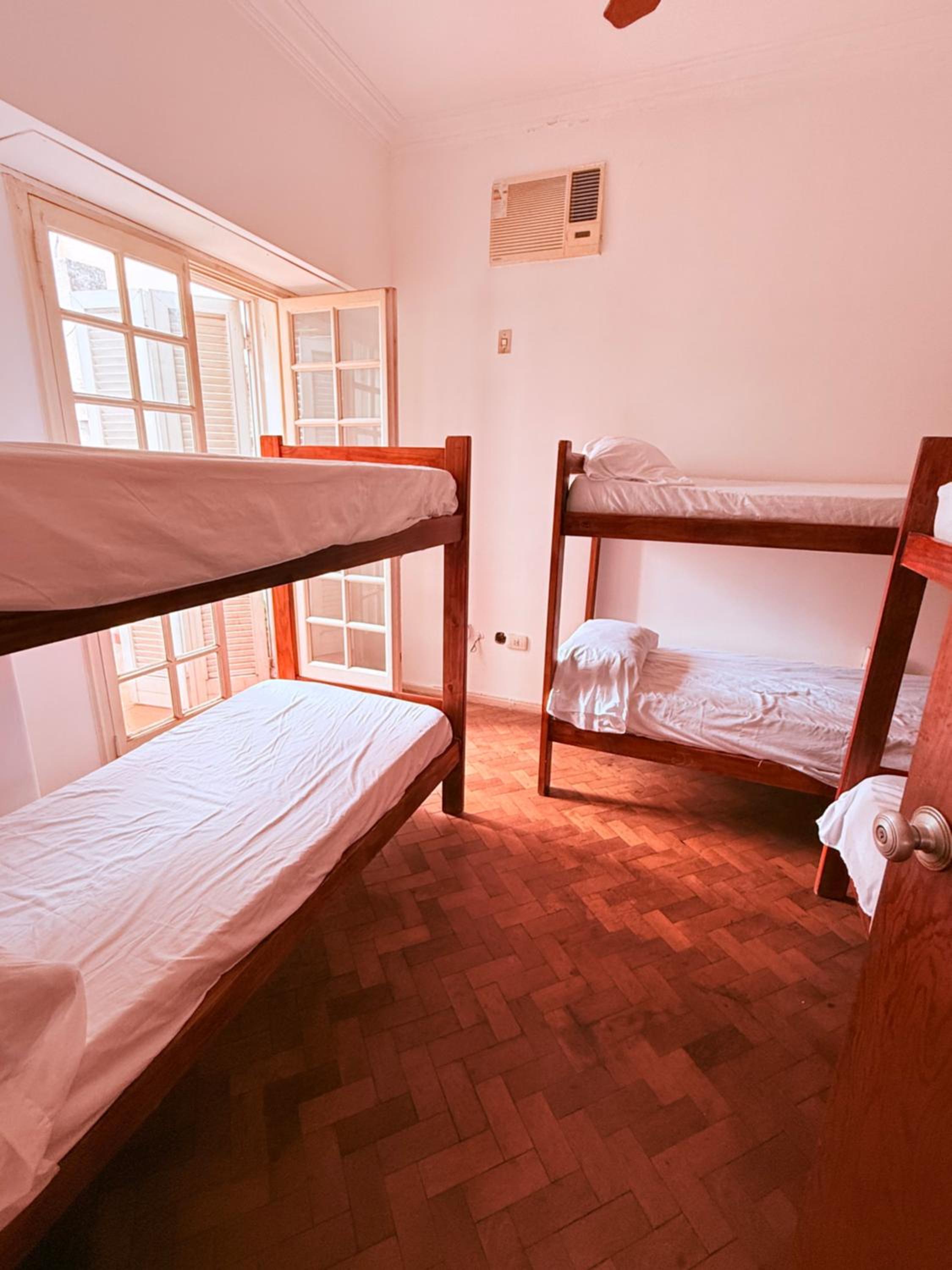 4-Bed Mixed Dormitory Room photo 2