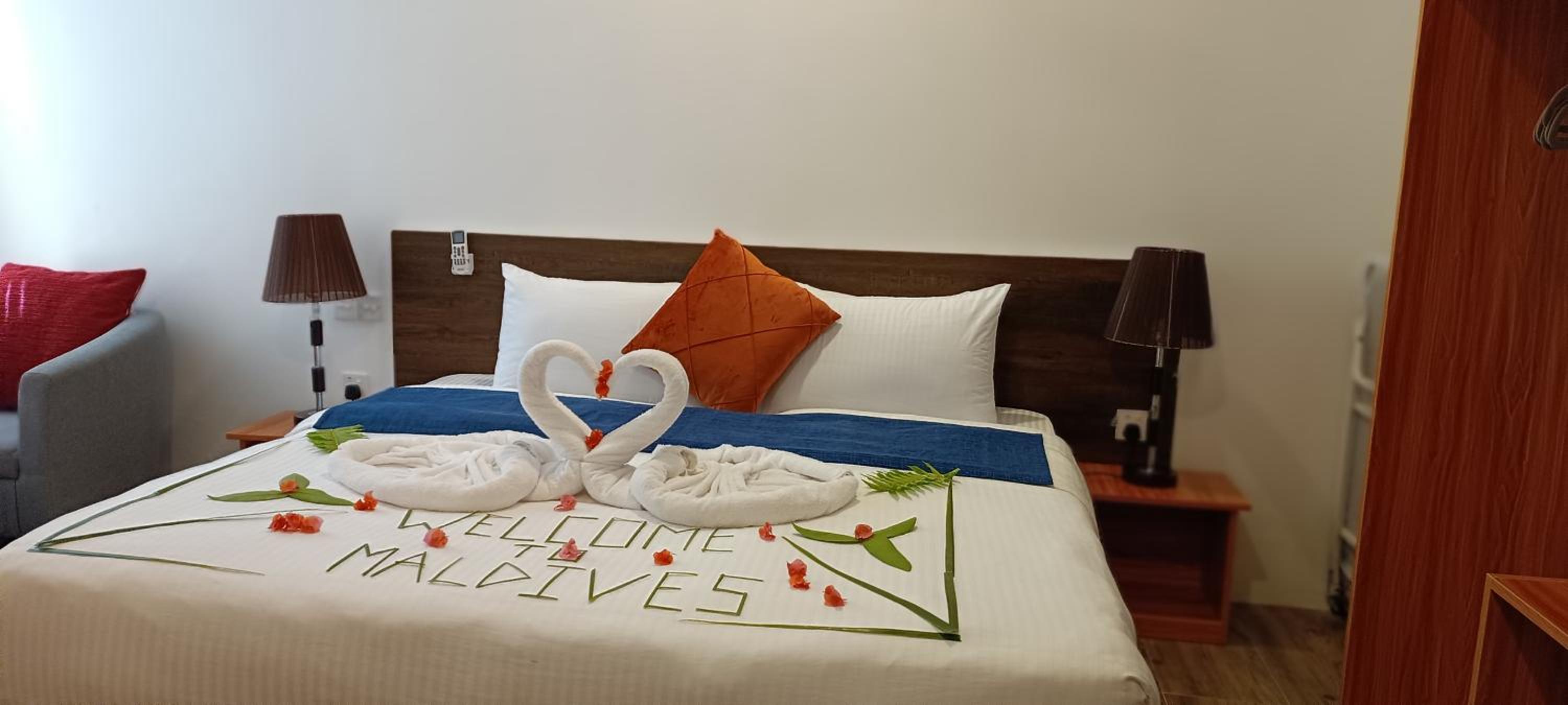 Double or Twin Room photo 3