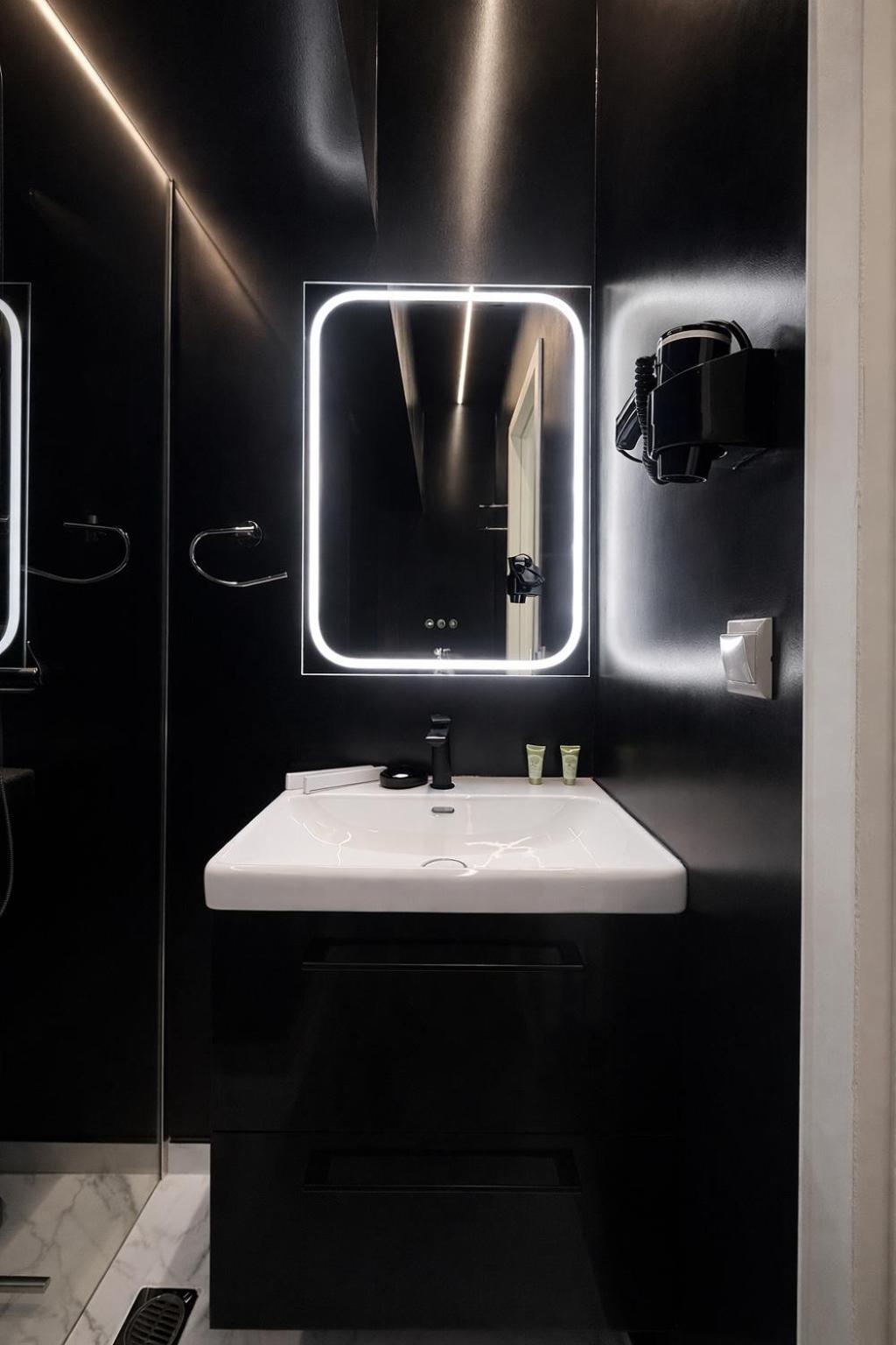 Deluxe Junior Suite