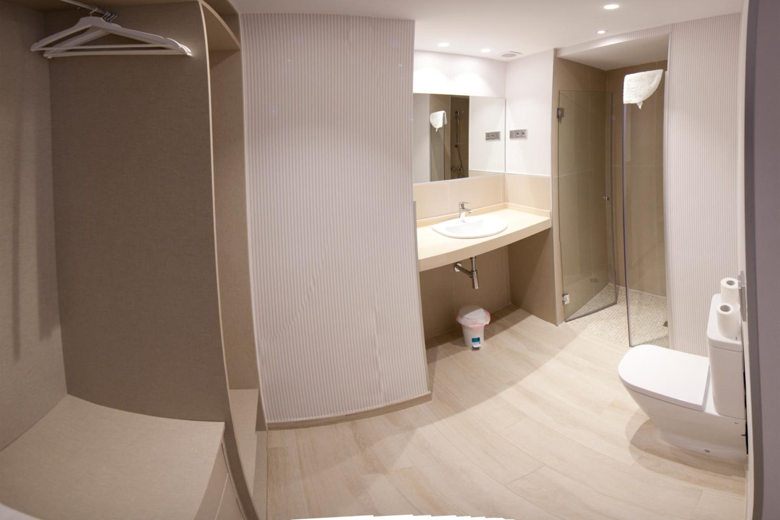 Comfort Double or Twin Room - Photo 9