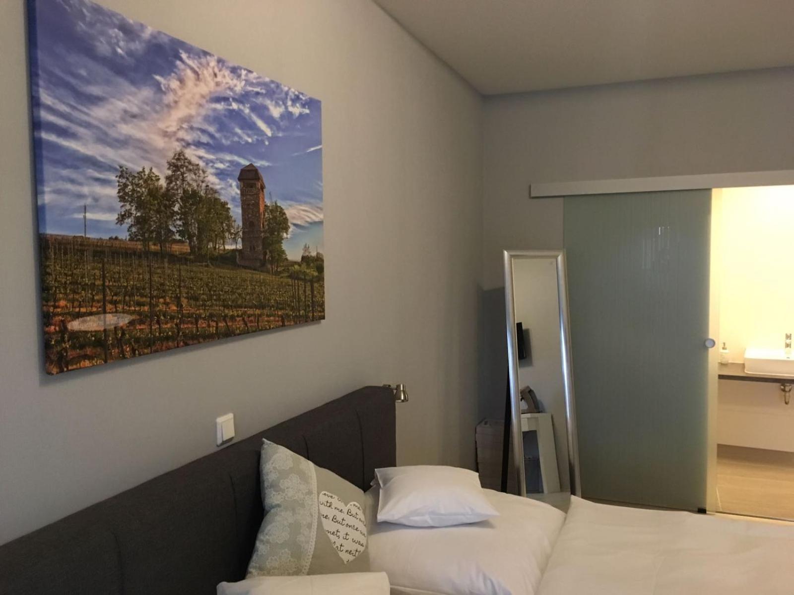 Deluxe Double Room with Shower photo 1