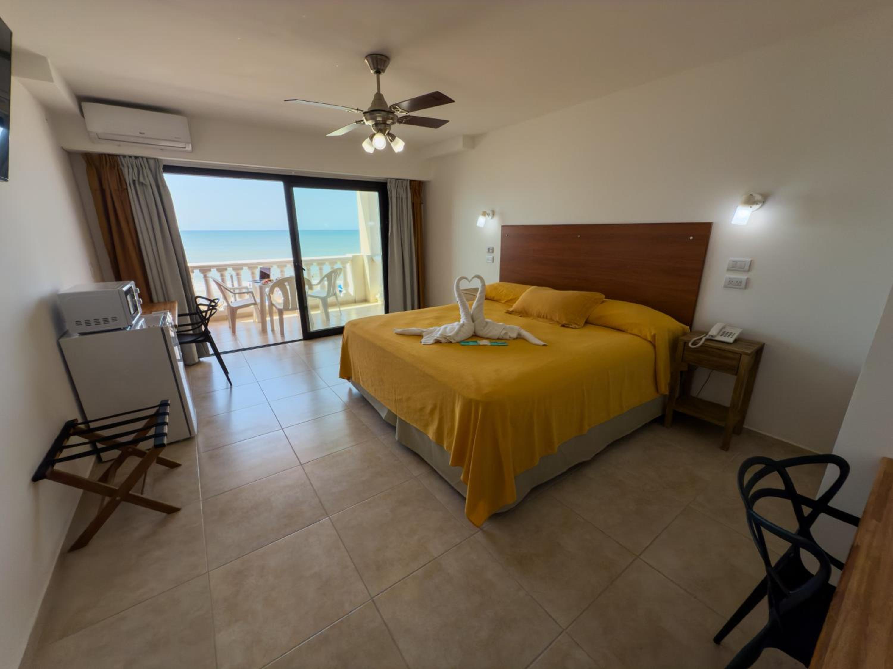 Family Room with Sea View