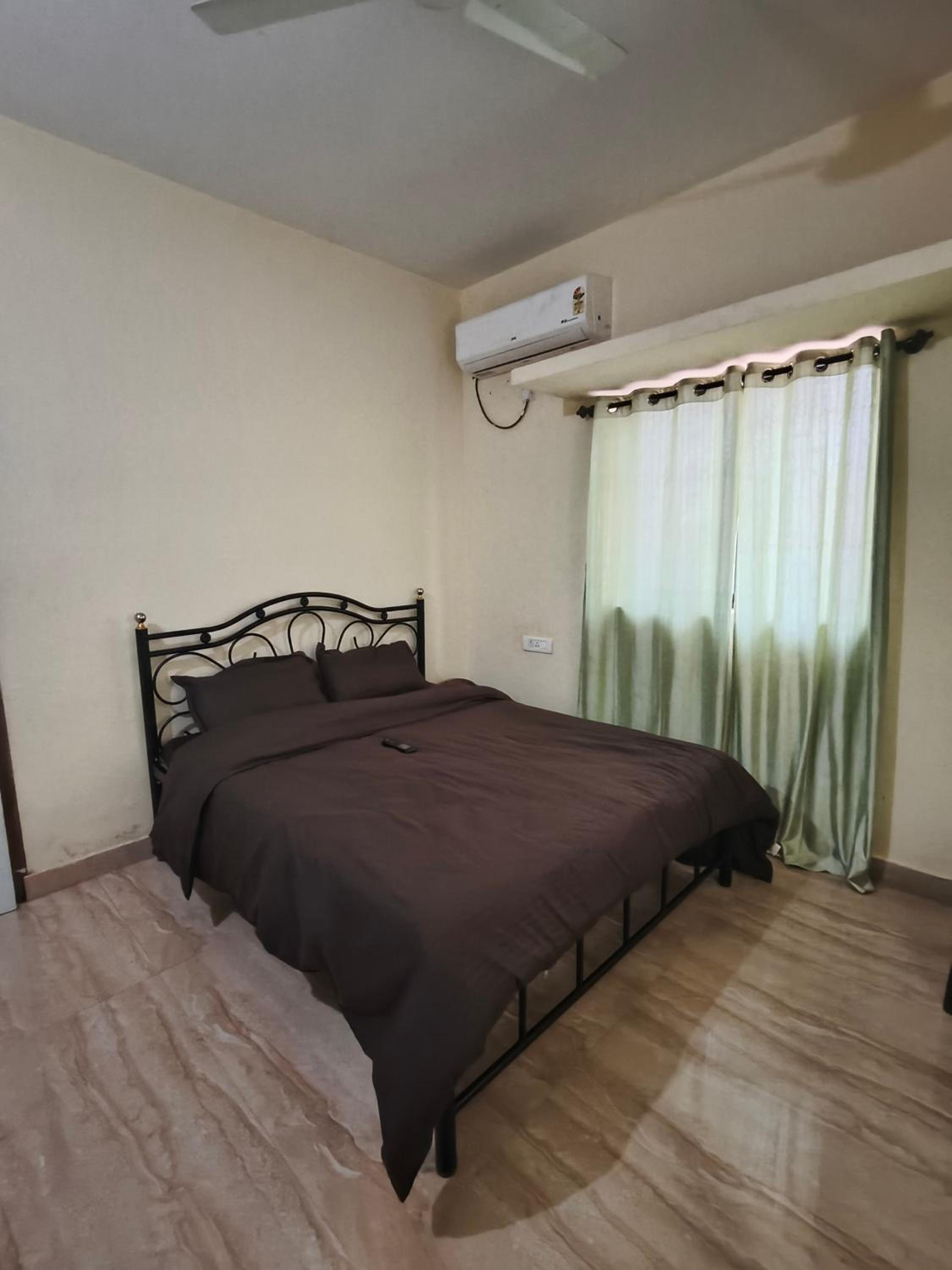 One-Bedroom Superior Apartment photo 2