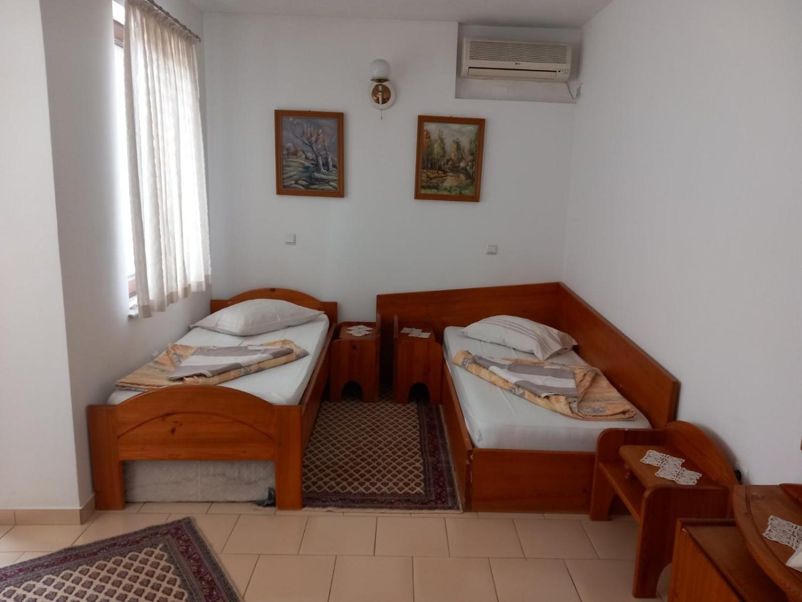 Twin Room photo 2
