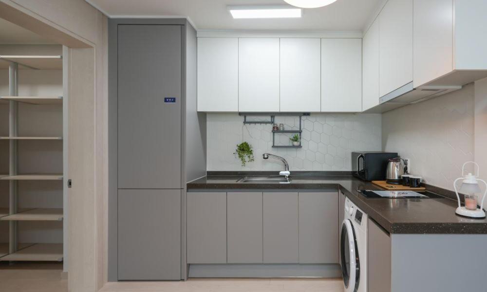 [4 People Room] Suite  - Photo 5