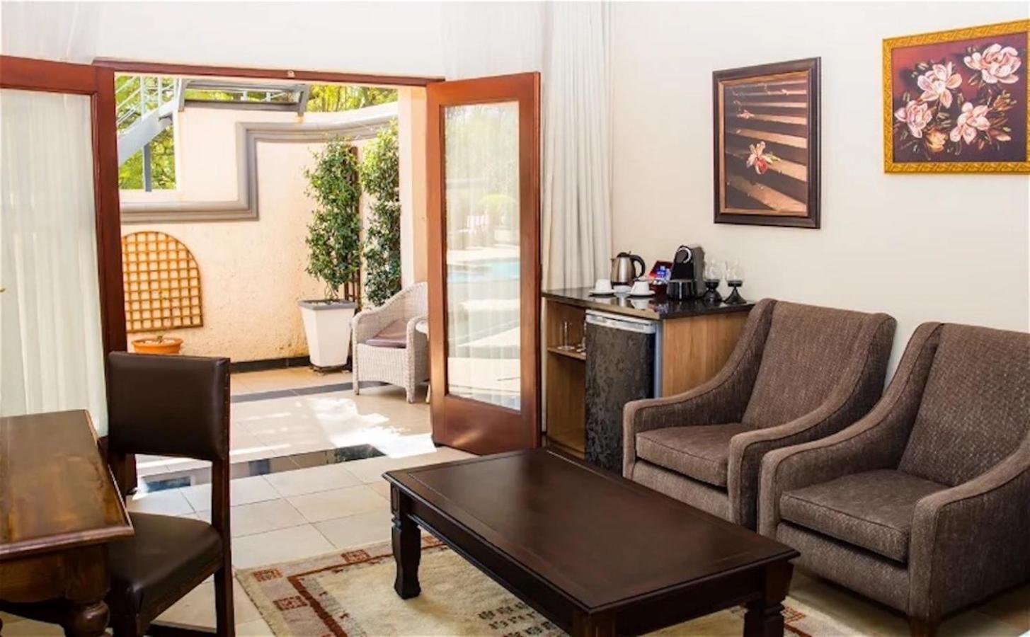Standard King Room