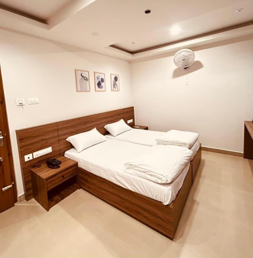 Deluxe Double Room photo 3
