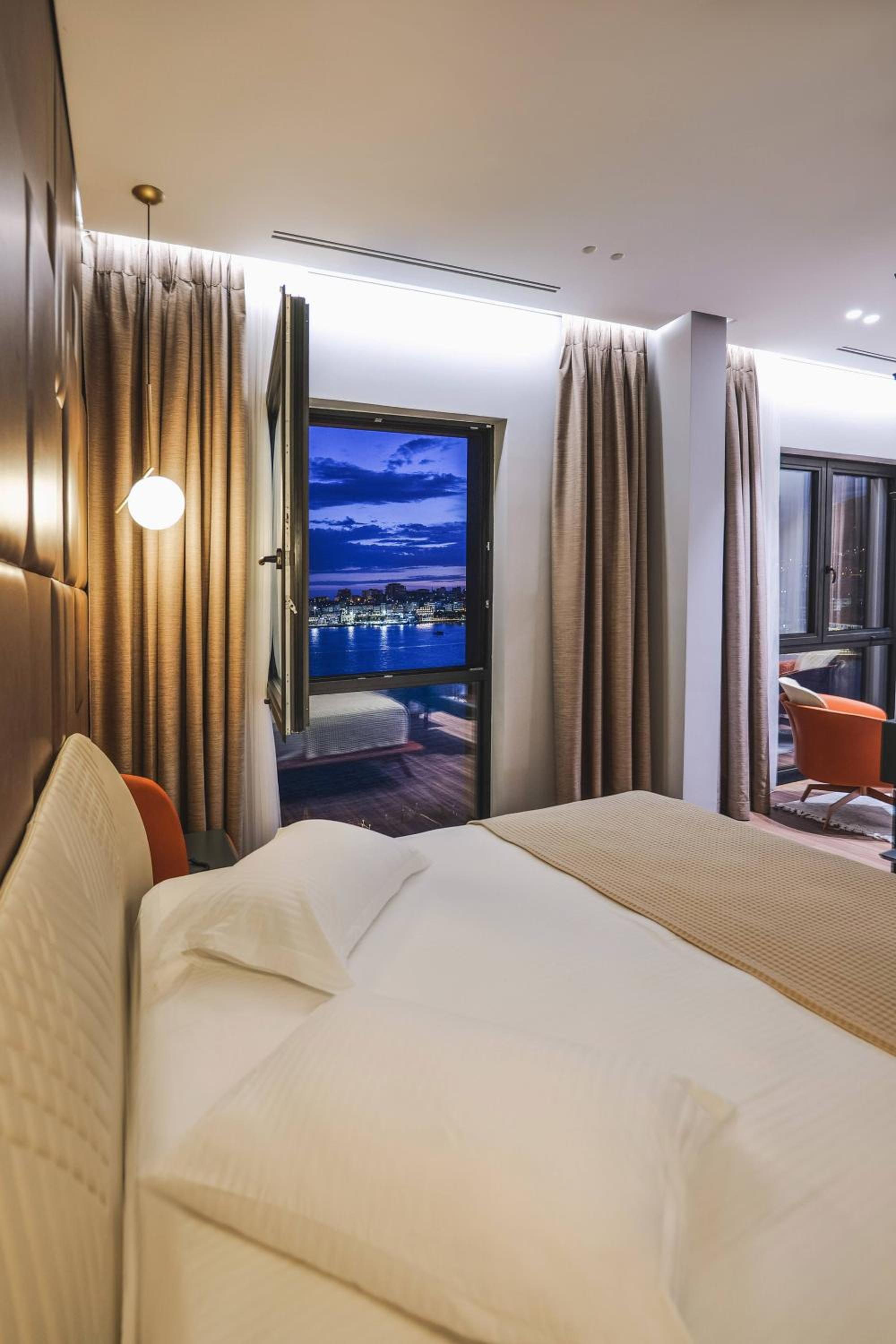Suite Sea View with Balcony