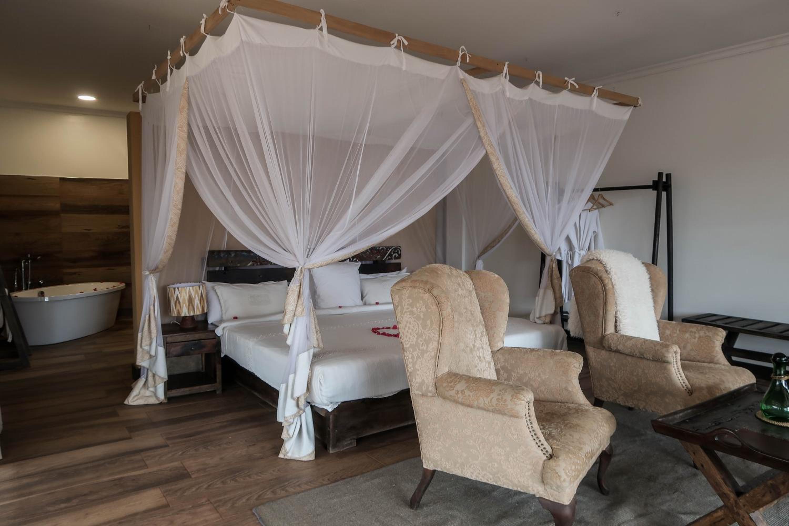 Deluxe Double Room with Bath