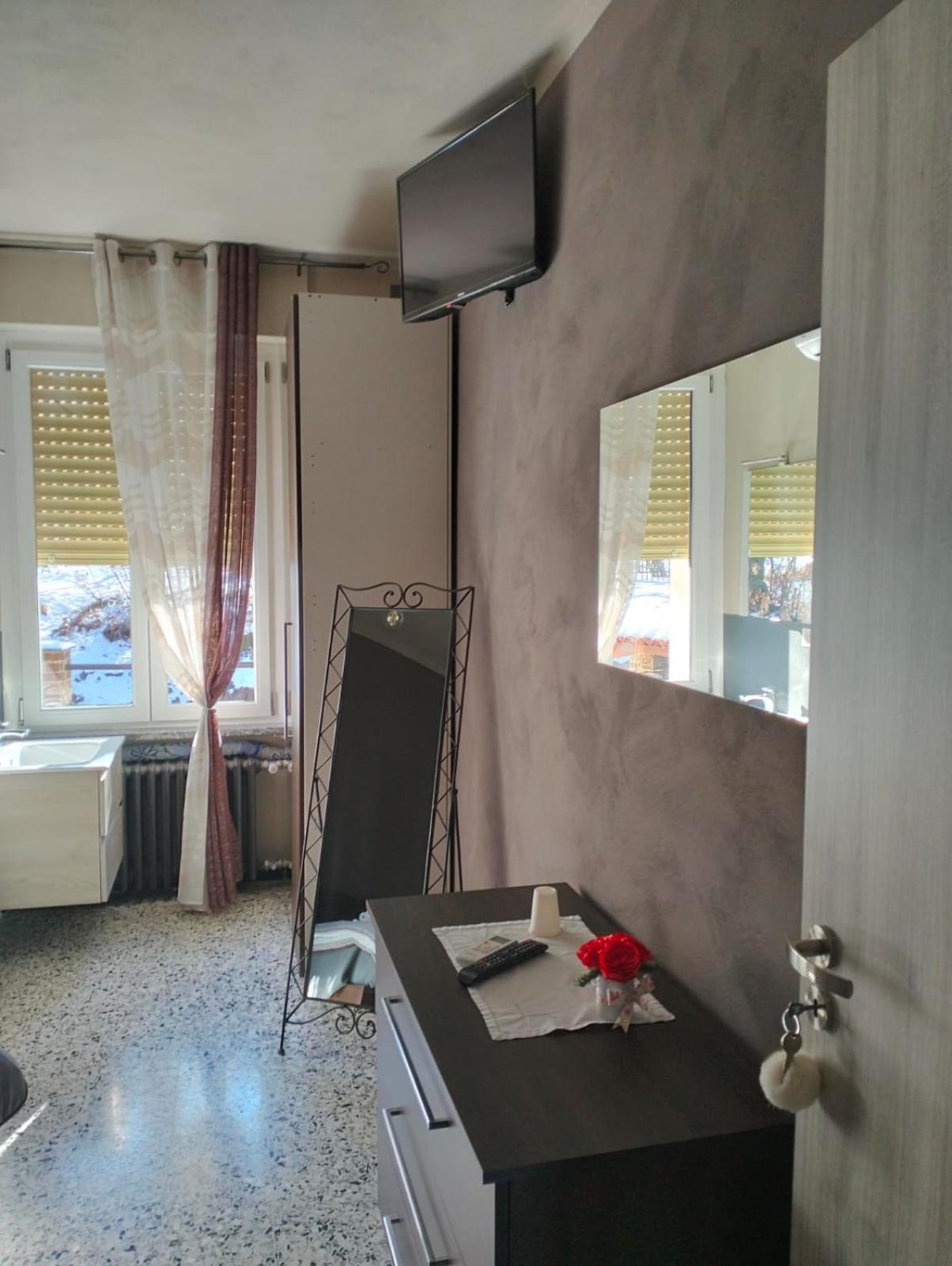Budget Double Room photo 1