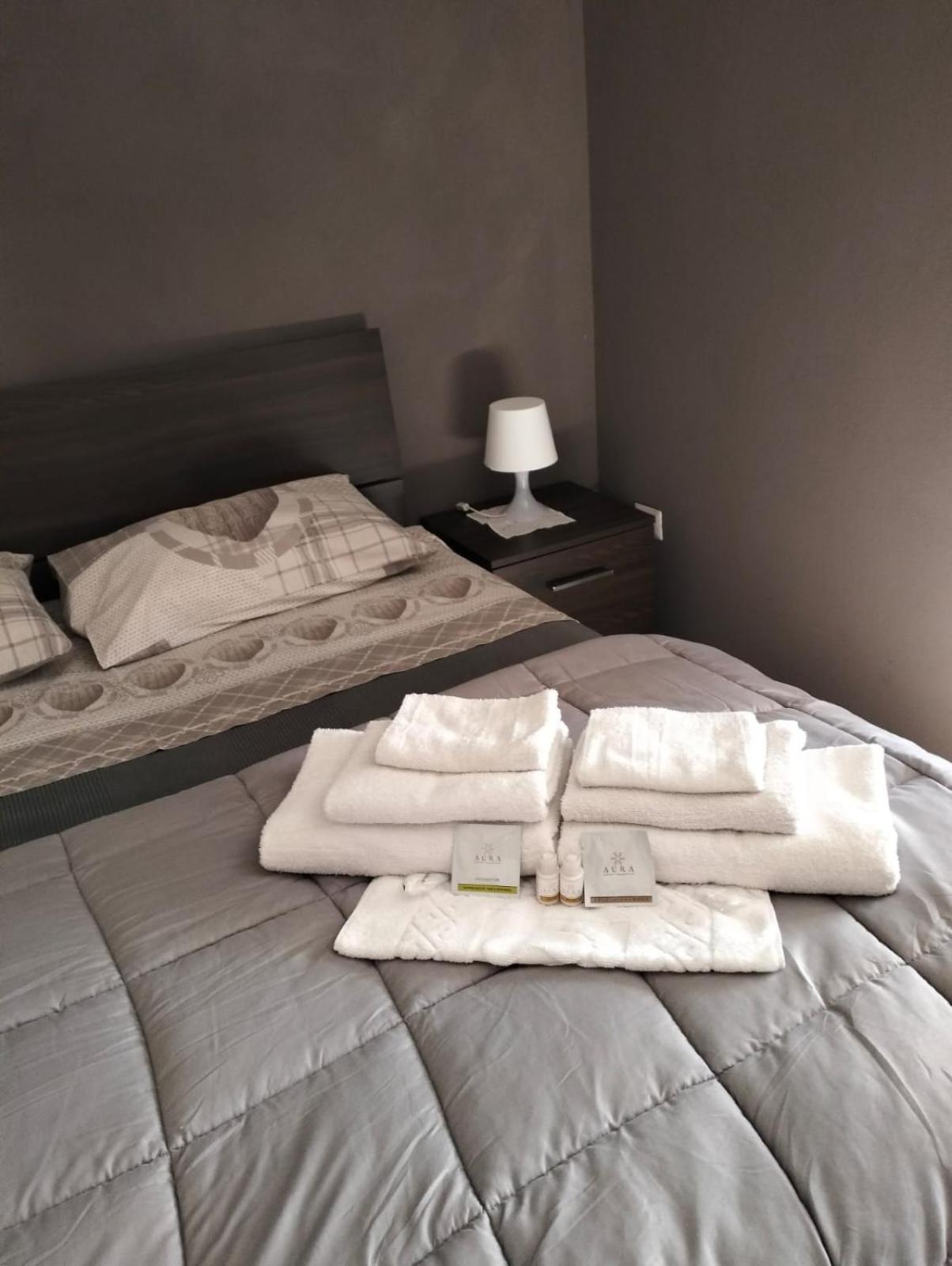 Budget Double Room photo 2