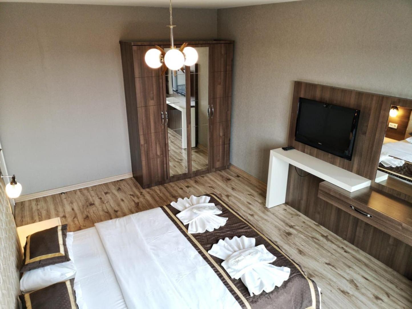 Deluxe Suite photo 1