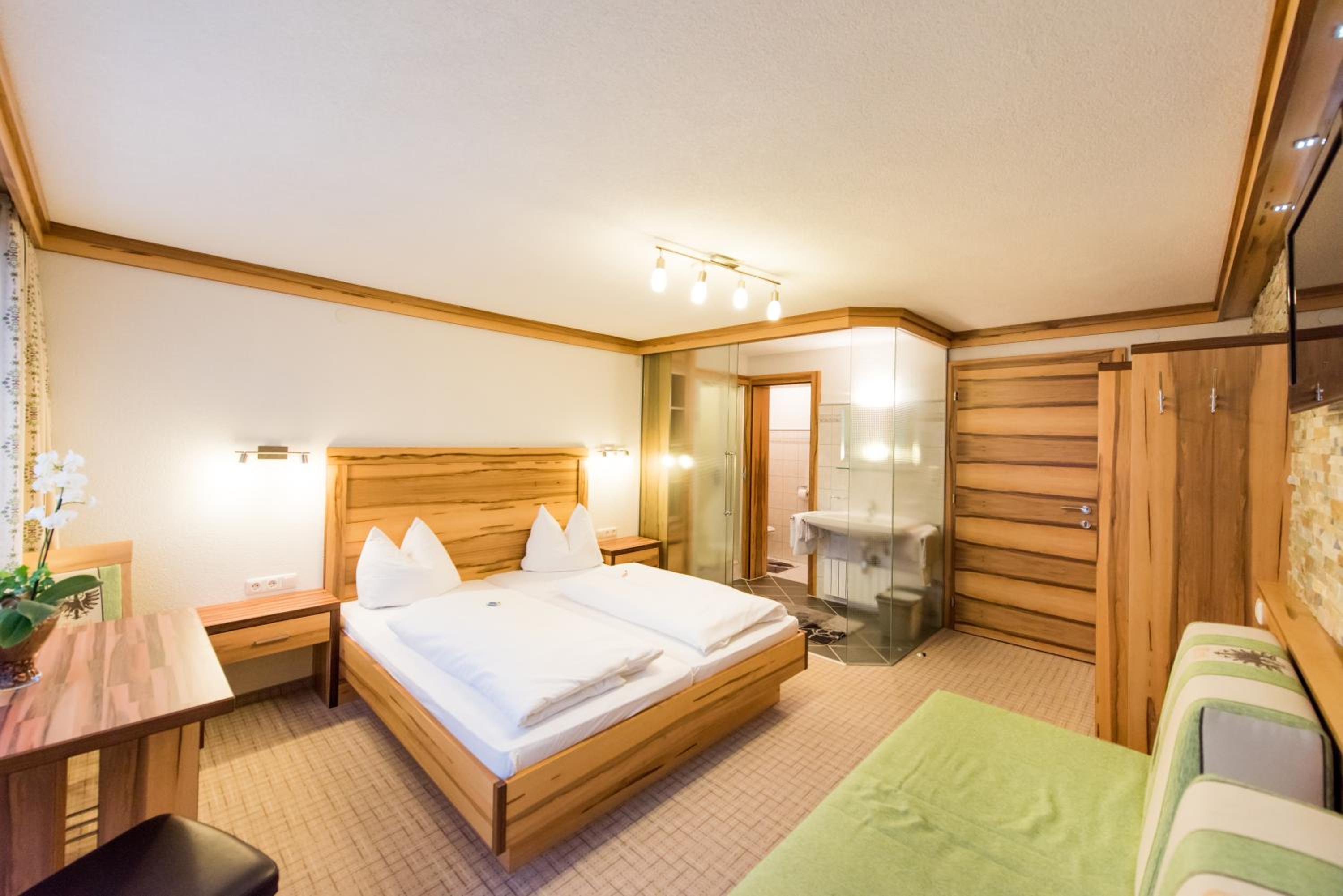 Double Room with Sofa Bed photo 1