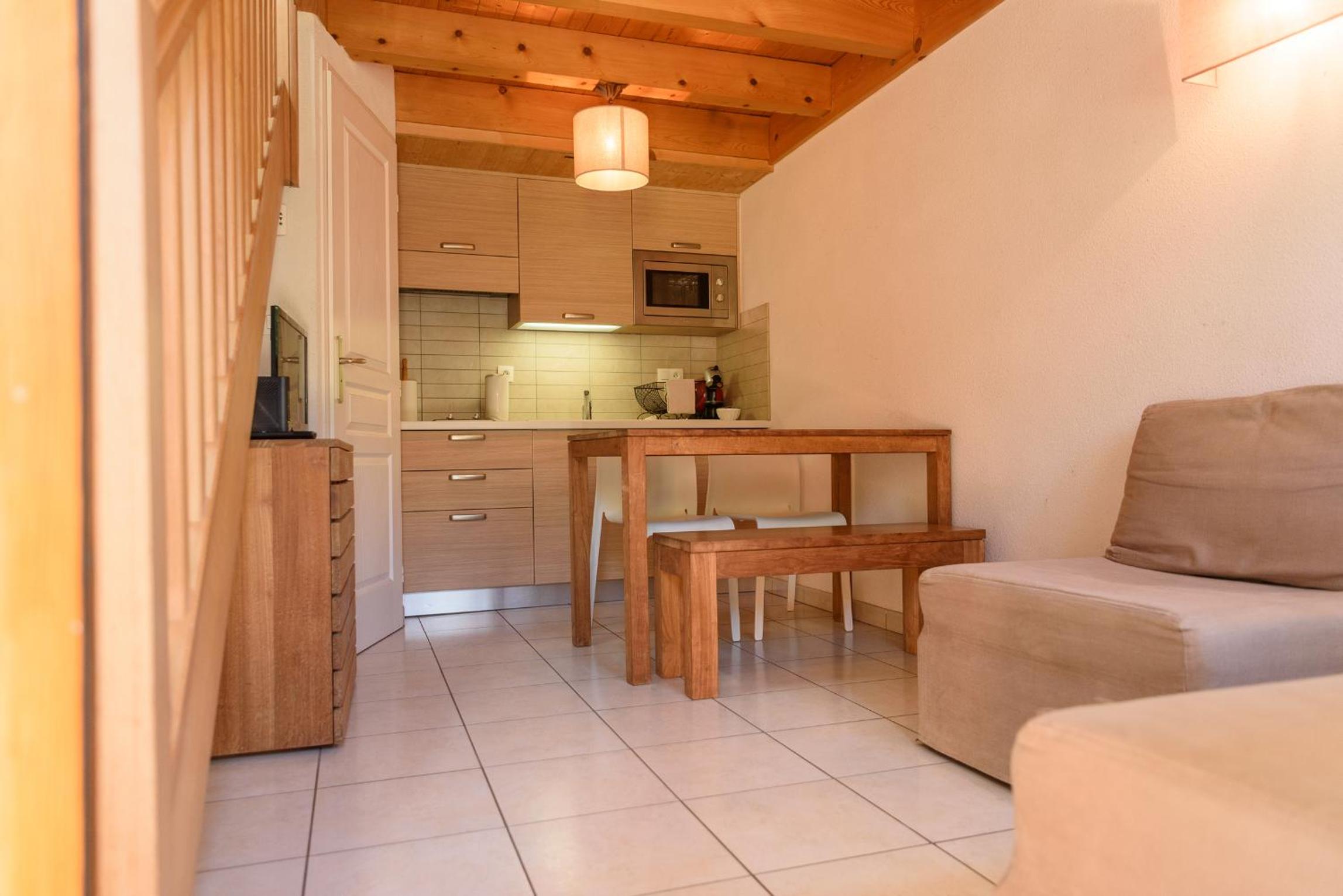 Duplex Apartment (1-2 Adults) - Photo 6