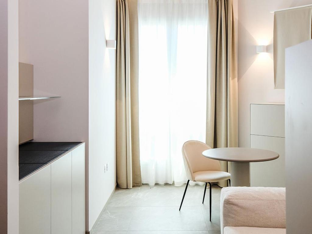 Exclusive Suite - Photo 3