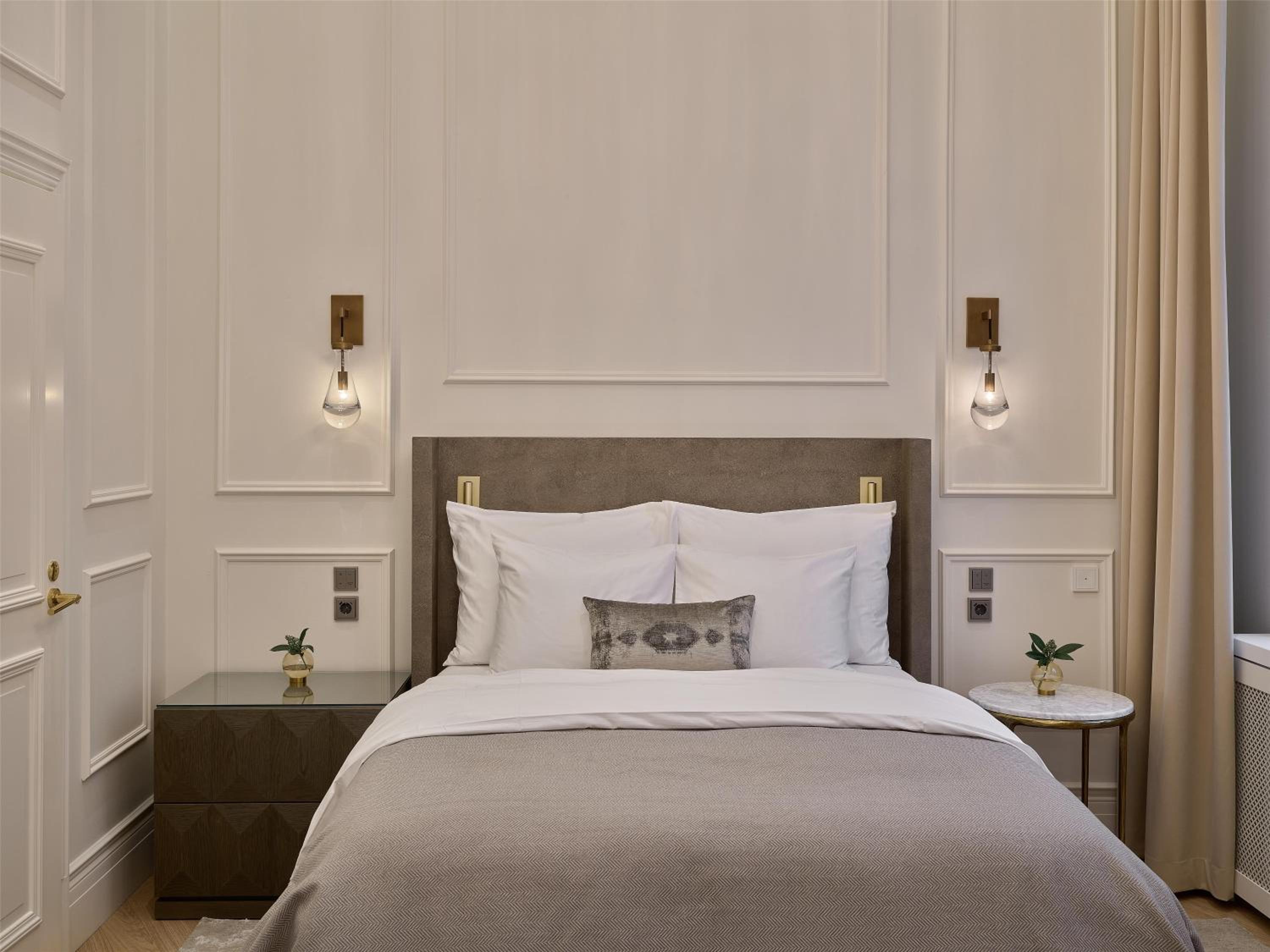 Attic Suite with Two Double Beds and Spa Facilities - Photo 2