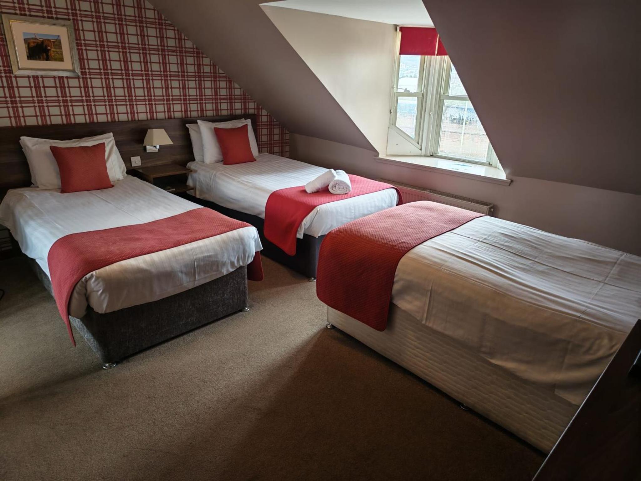 Triple Room - Photo 5