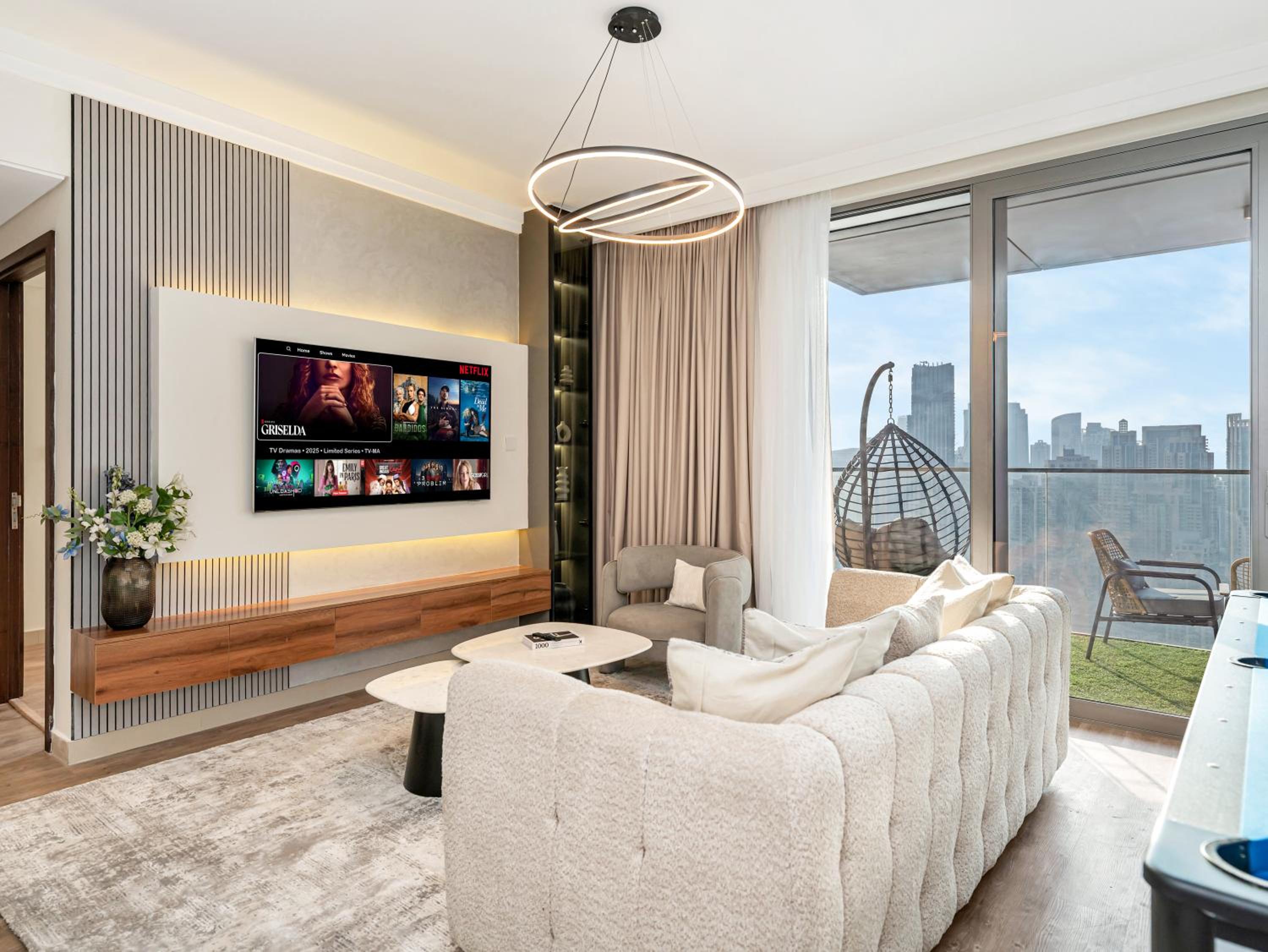 Four-Bedroom Penthouse Apartment photo 3