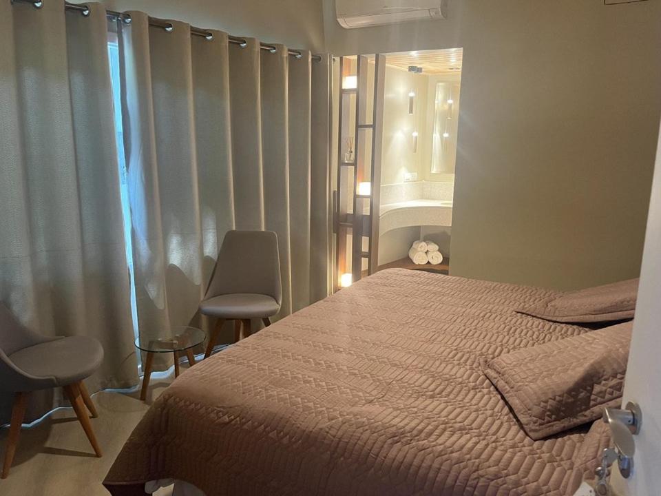Large Double Room photo 1