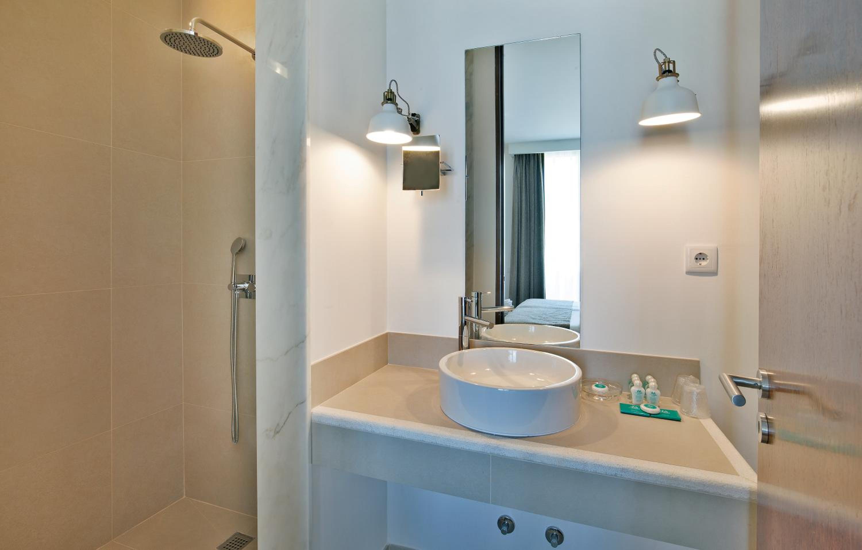 Ocean Villa with Private Pool - Photo 5