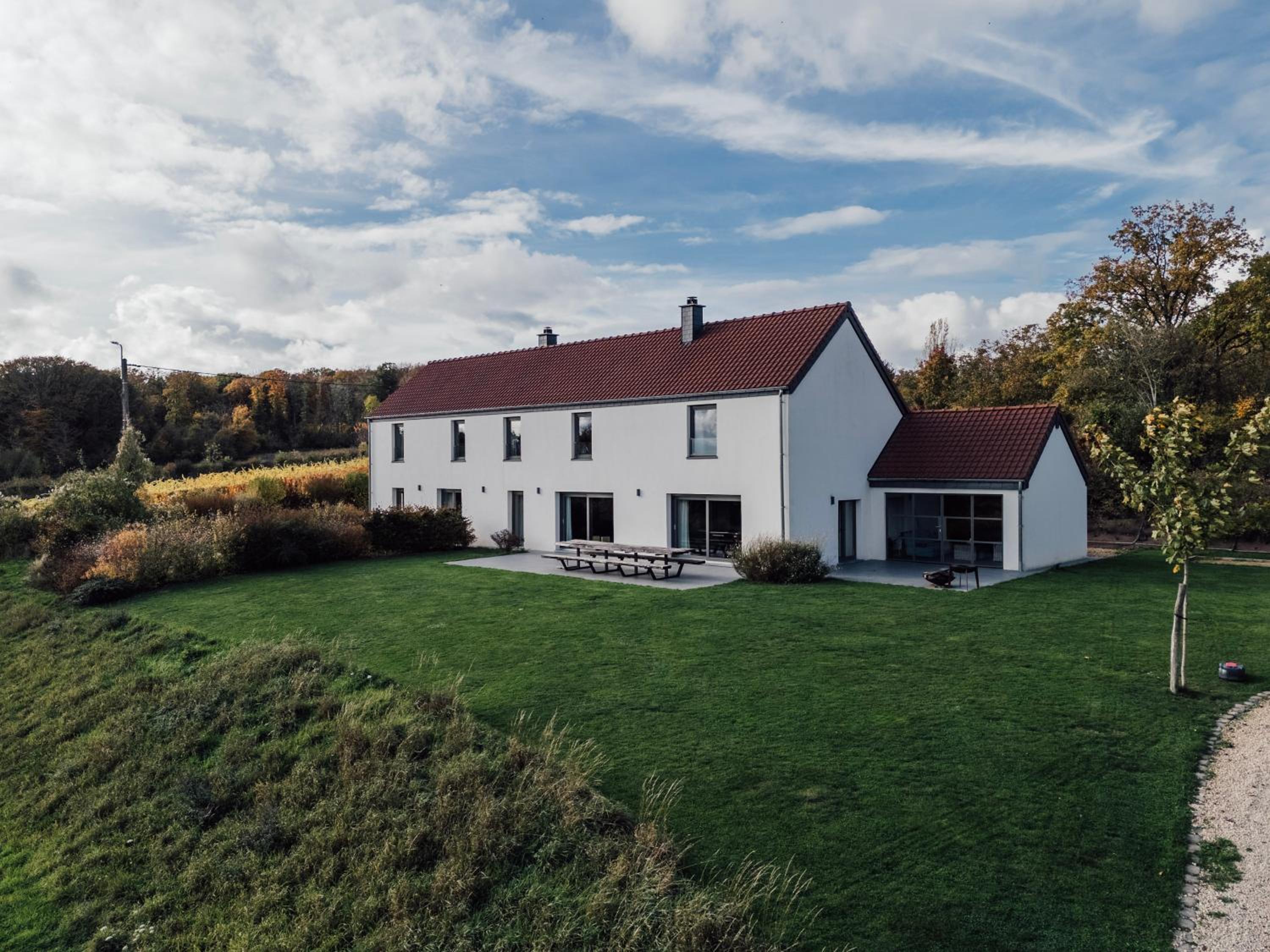 Four-Bedroom House photo 1