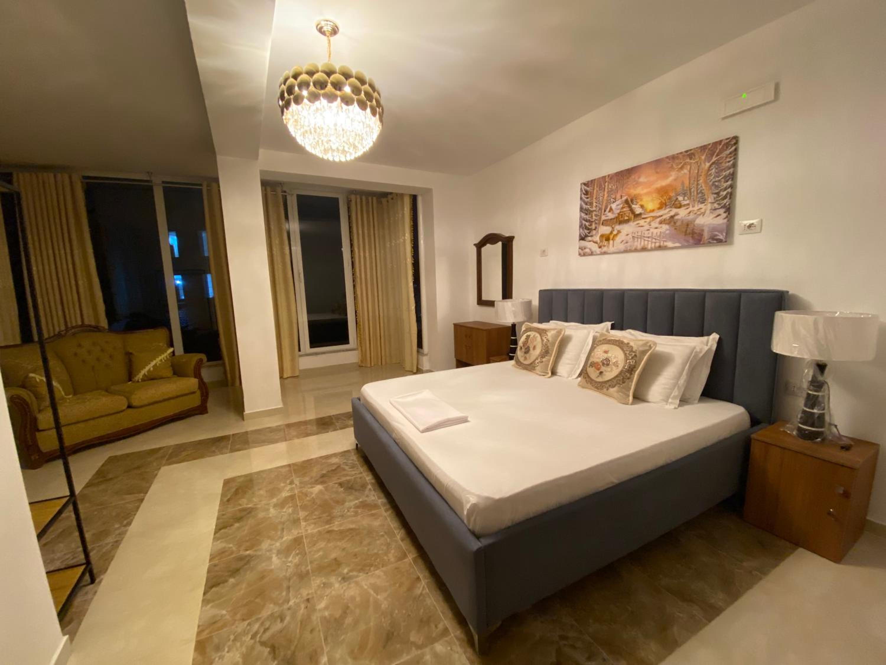 Double Room with Private Bathroom photo 1