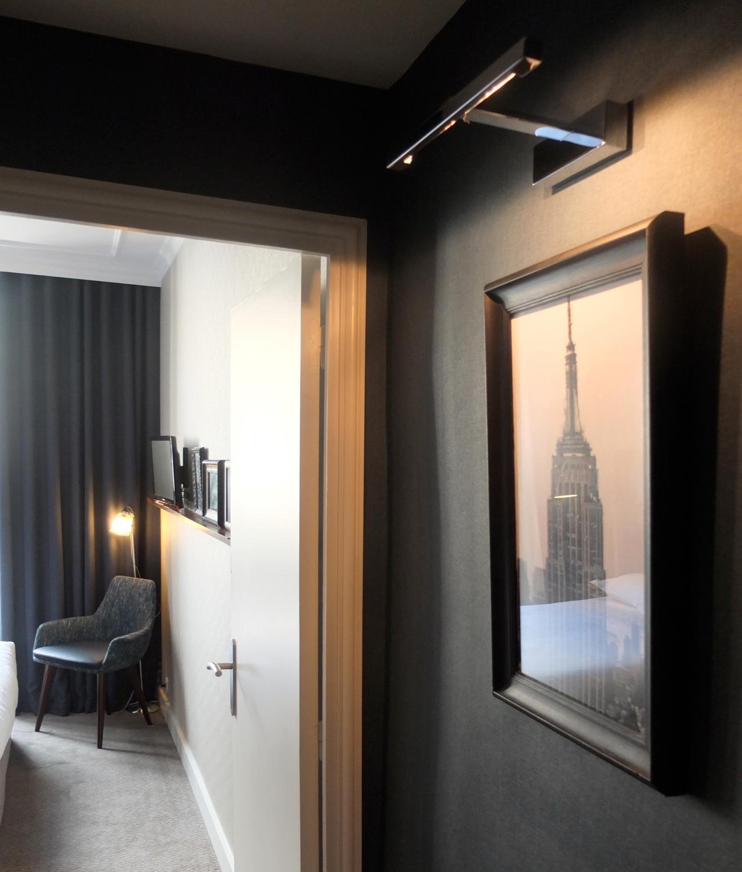 Standard Single Room thumbnail 5
