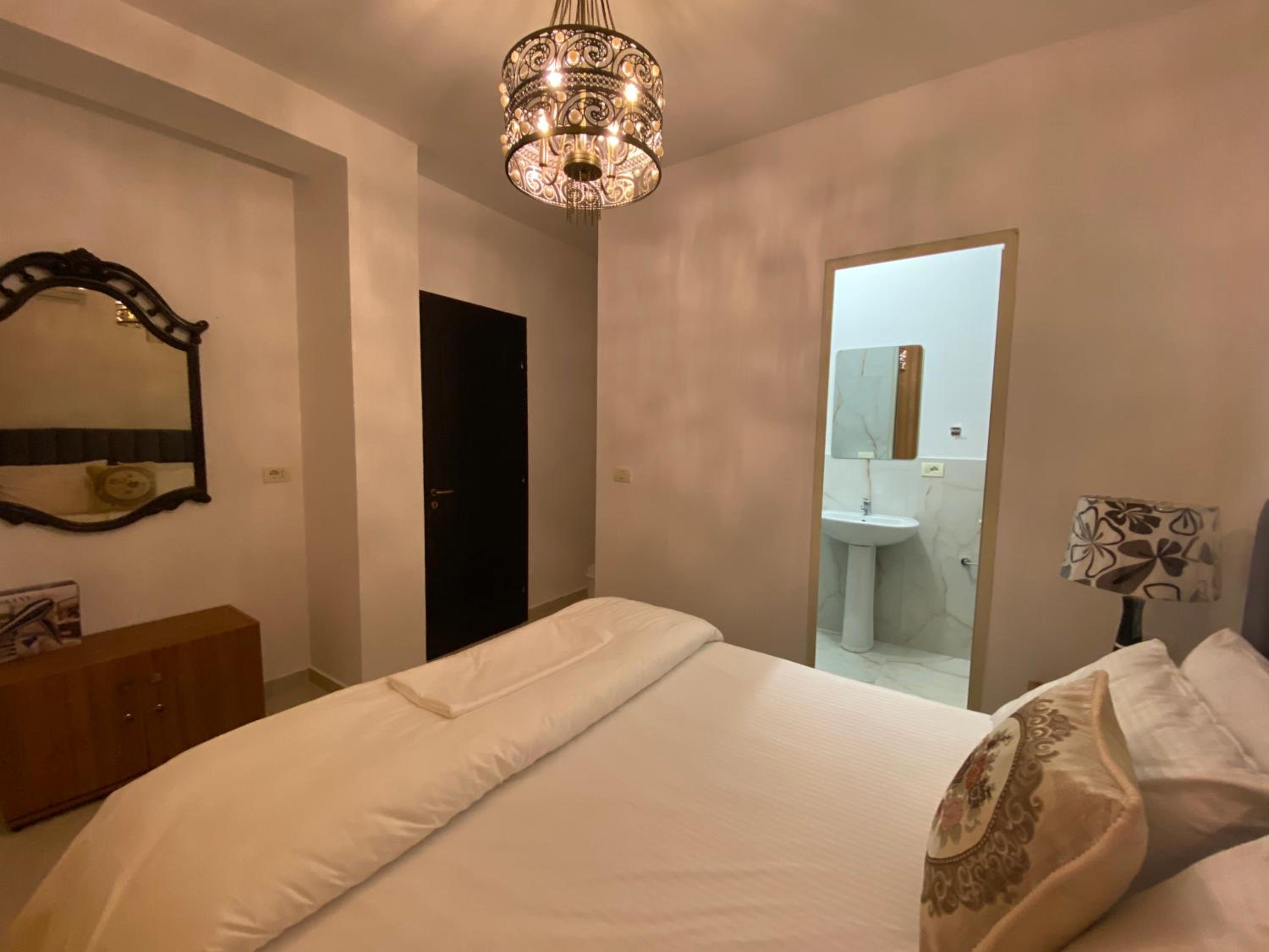 Double Room with Private Bathroom photo 1