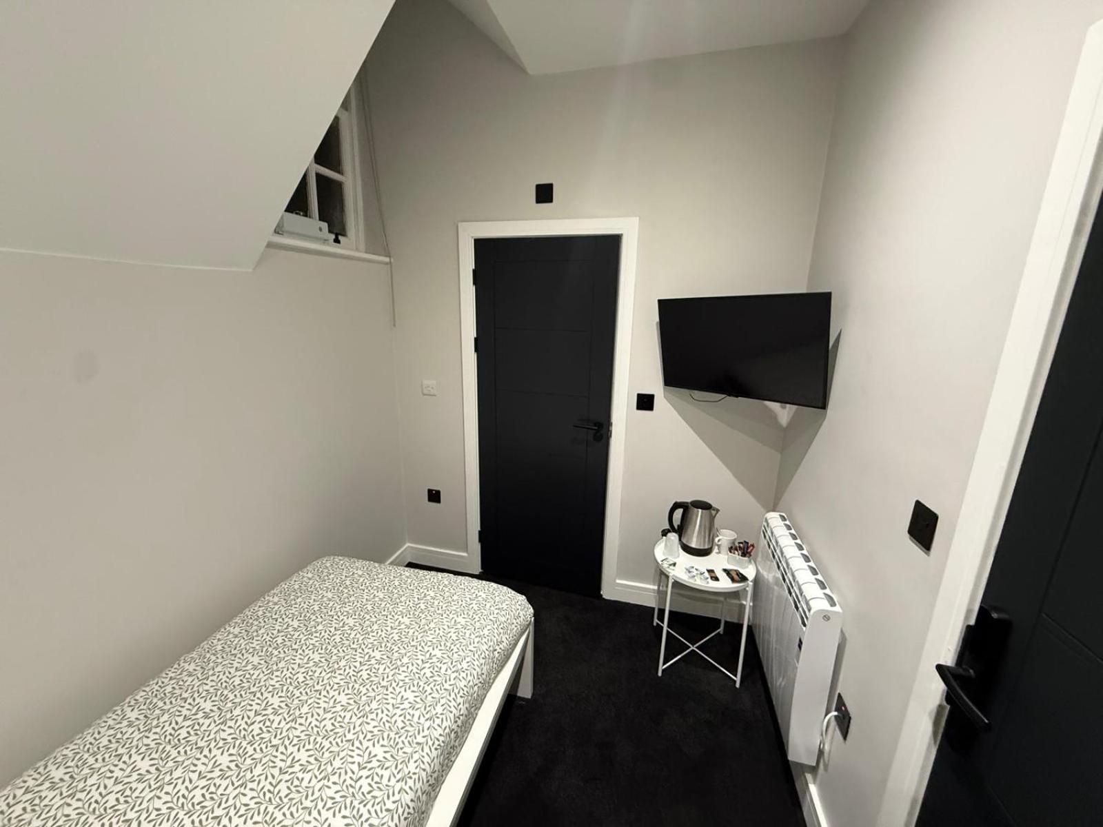 Superior Single Room photo 3